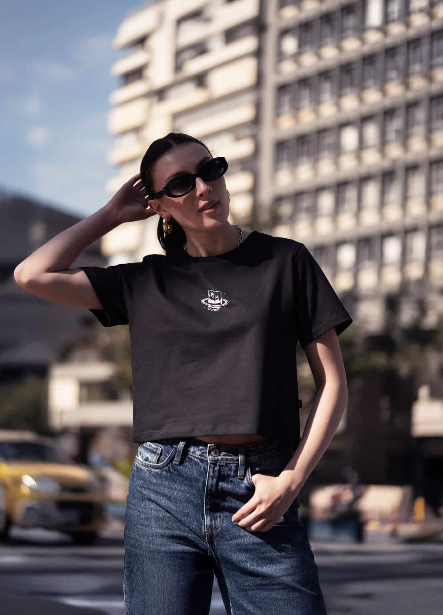 Orbit Crop Top – Negro - miniatura 5