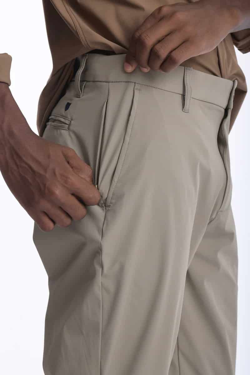 Pantalón Smart Tech Beige Oscuro - miniatura 7