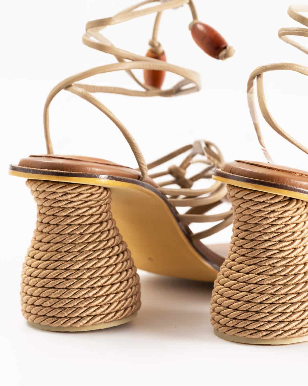 Silvia Cobos Pezca Midheel Beige - miniatura 3