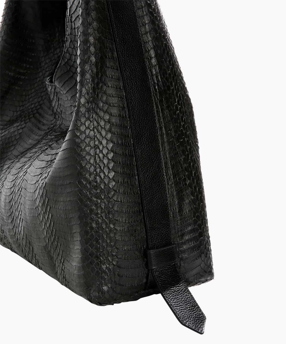 Tachia in Snake and Leather - miniatura 3