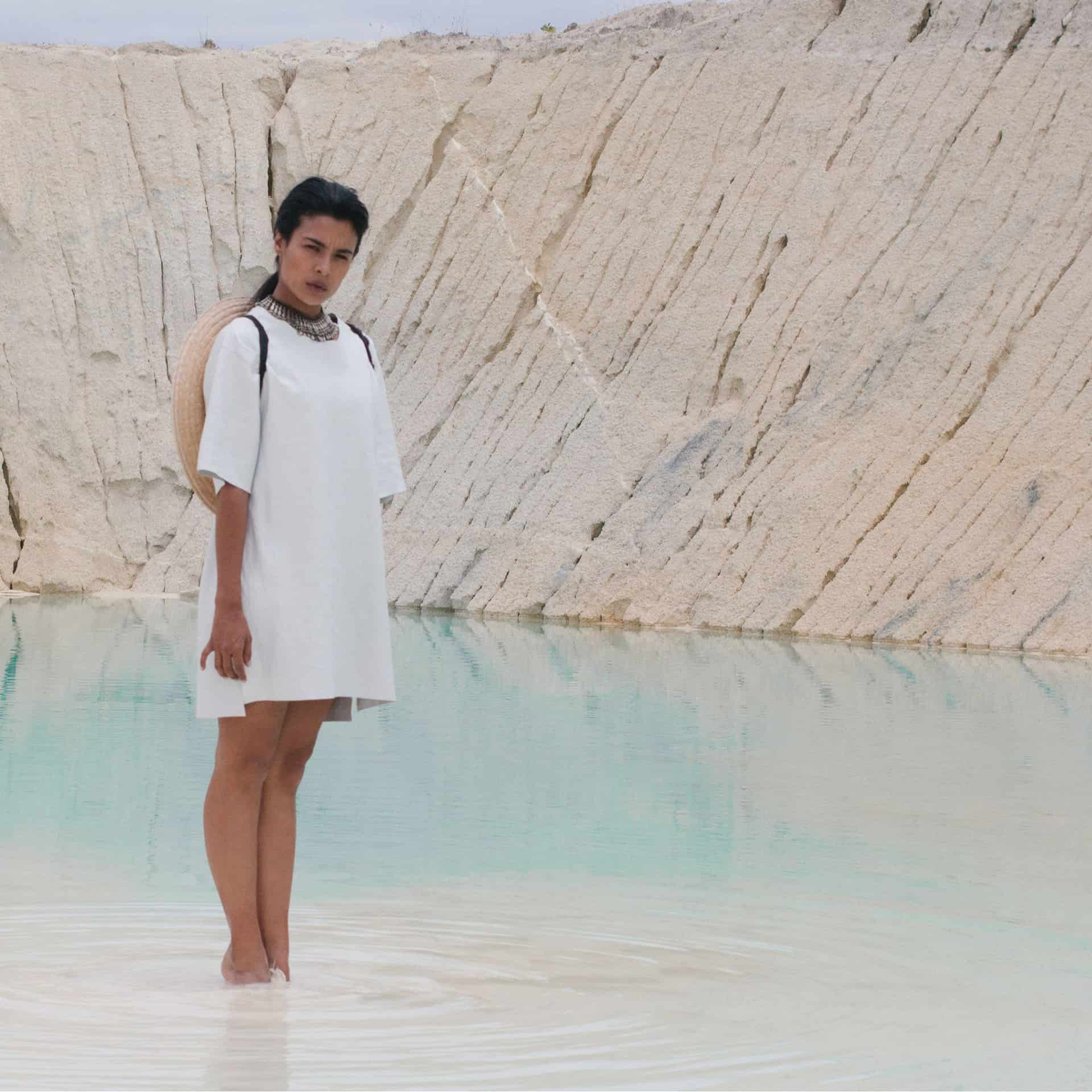 Basic T - White - miniatura 2