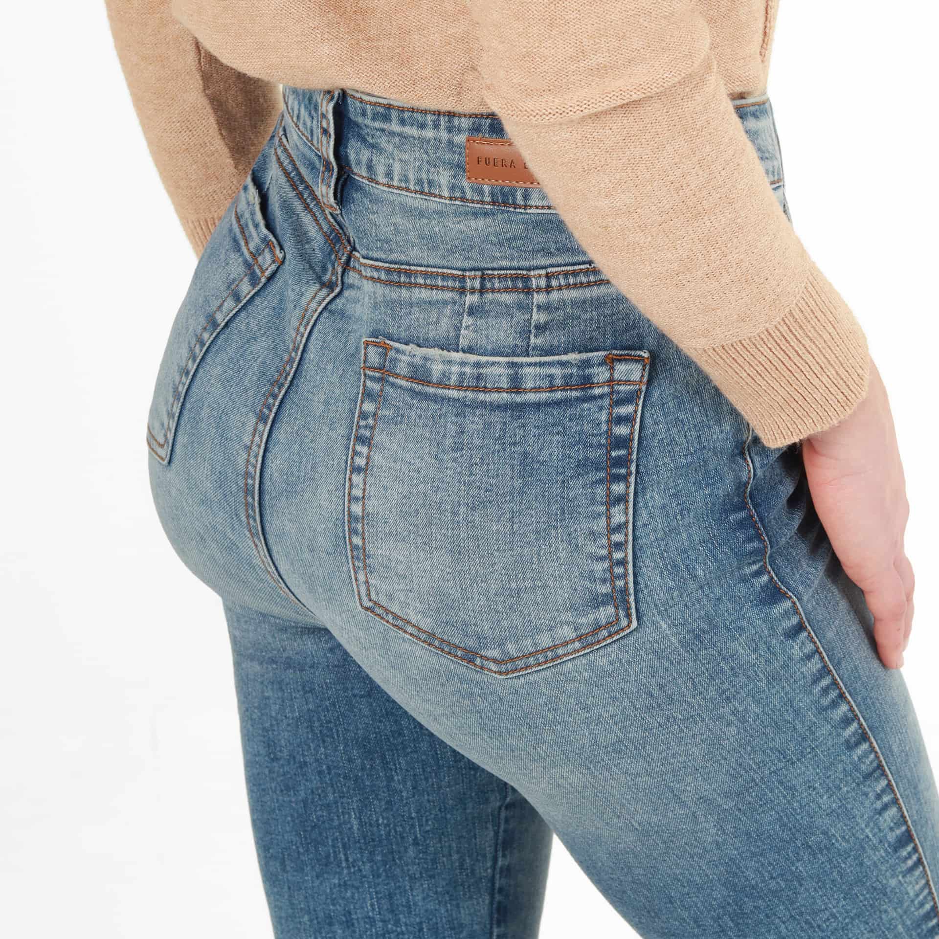 Jean Tiro Medio Bota Skinny - miniatura 4