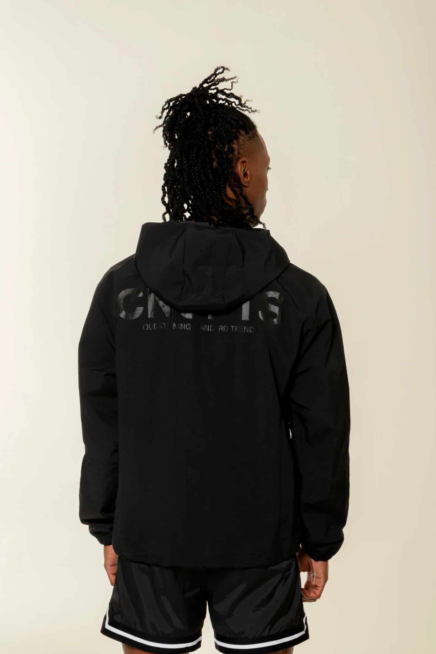 CHAQUETA ROMPEVIENTOS COLOR NEGRO - miniatura 4