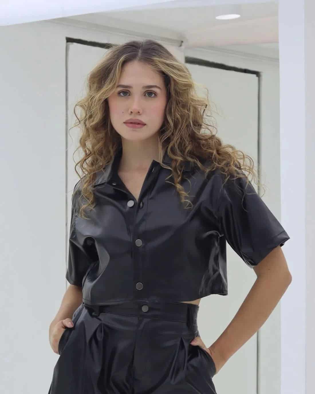 Camisa Two Negra - miniatura 1