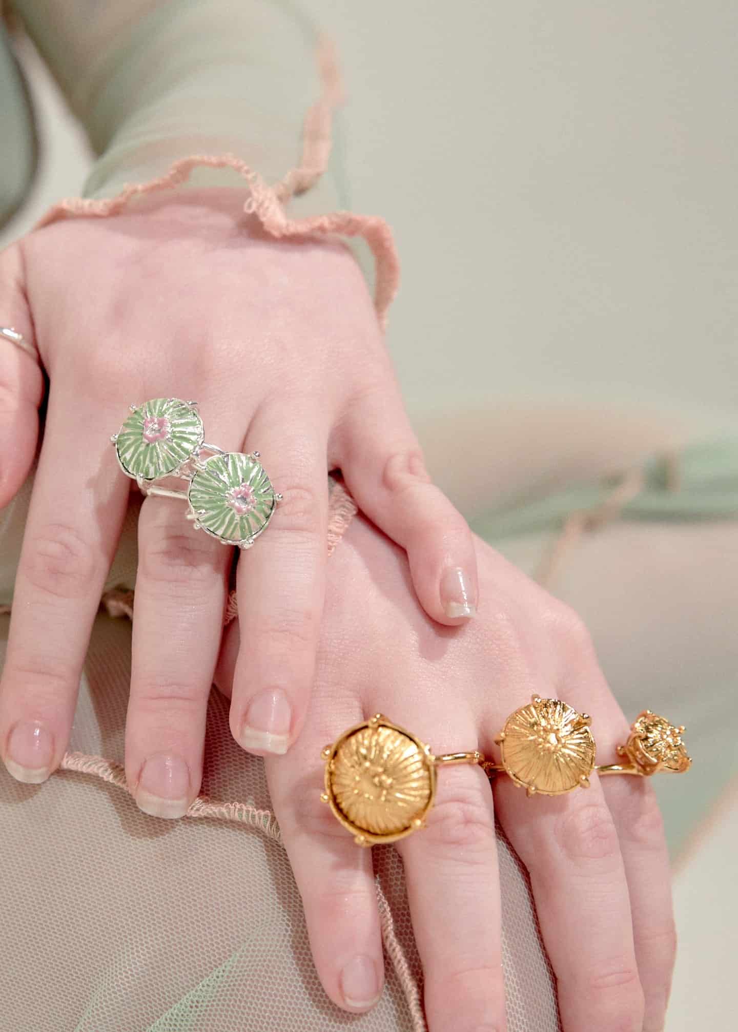 Anillo Sombrerito maxi dorado - miniatura 2