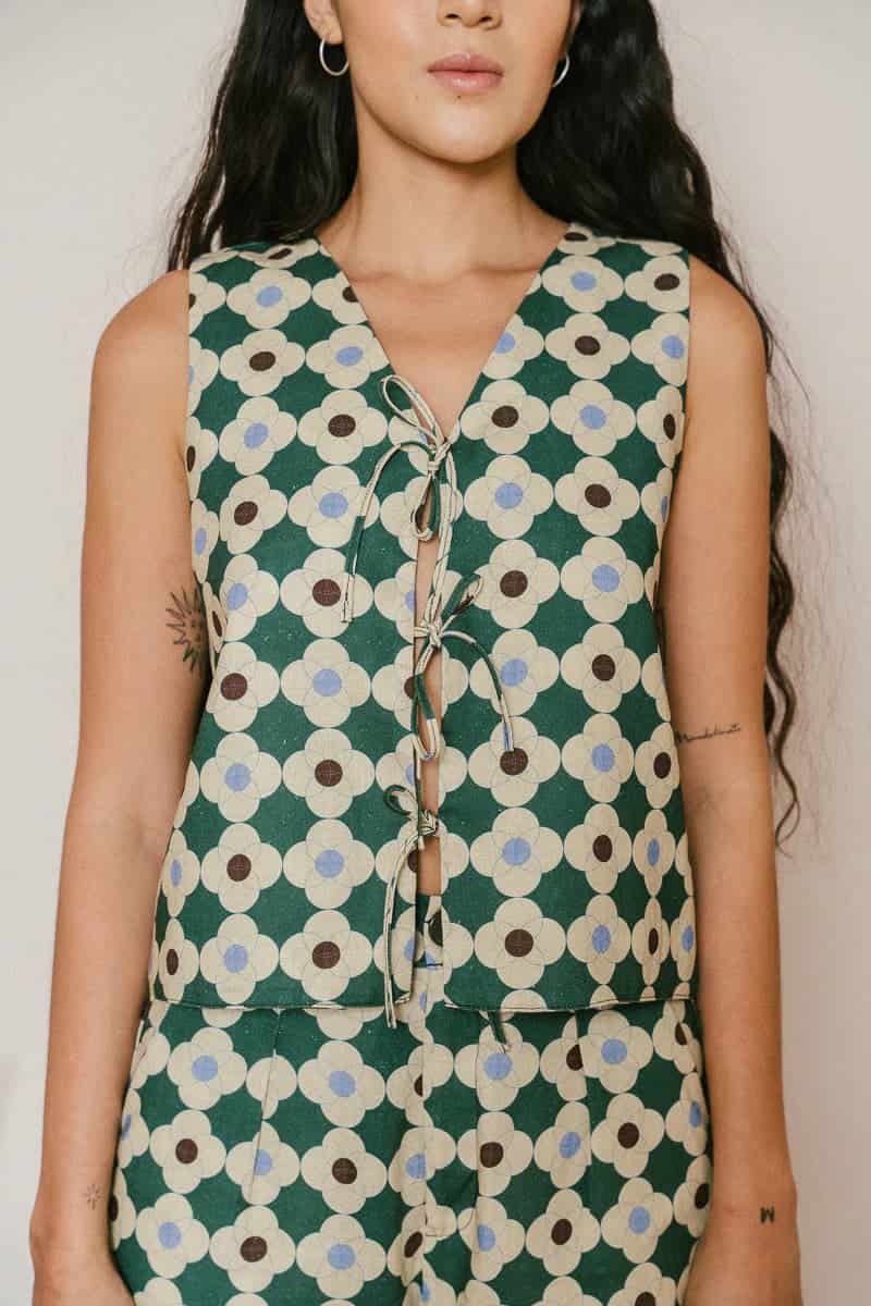 TILES VEST - miniatura 1