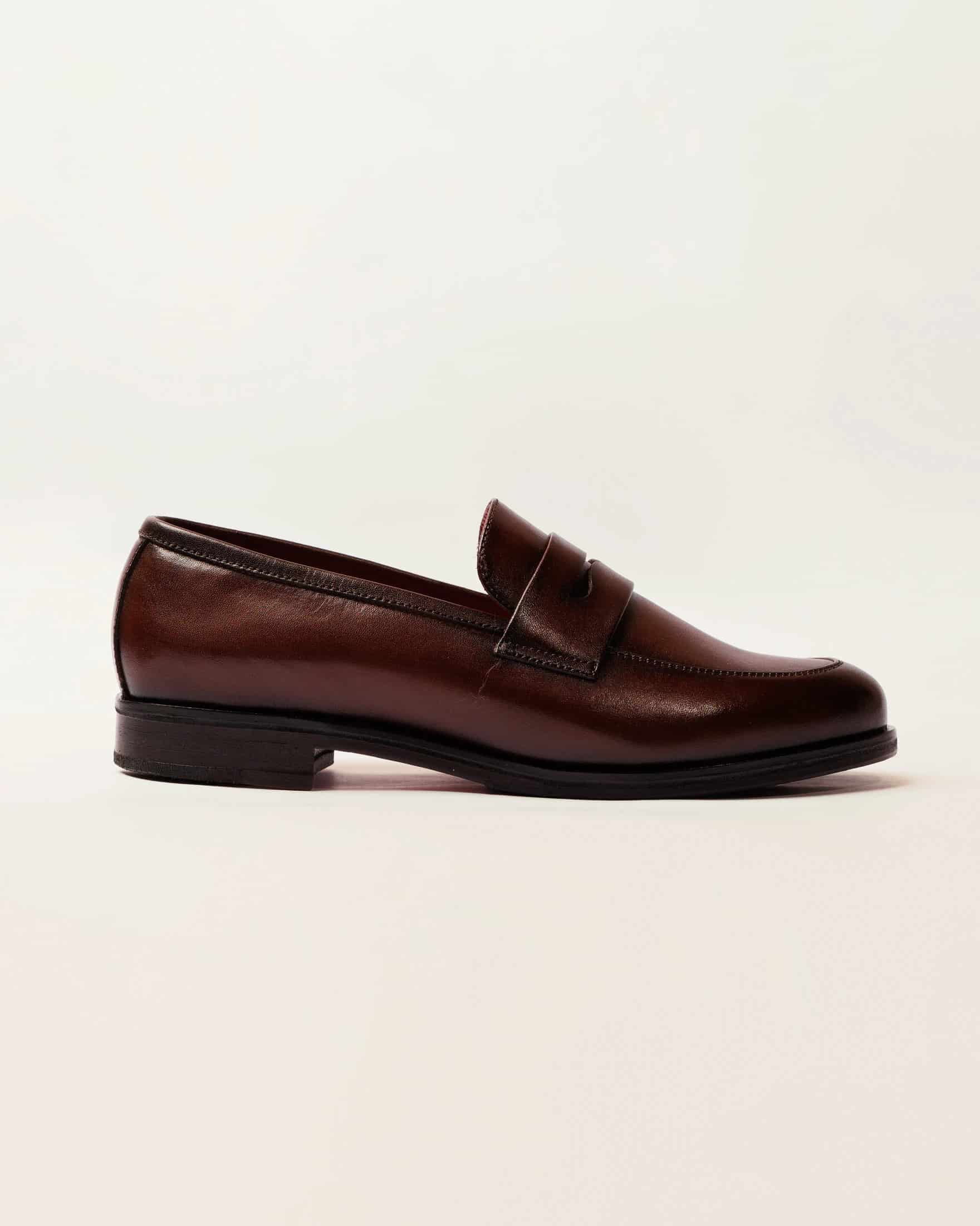 Mocasín Alessa Negro Suela Clásica - miniatura 1