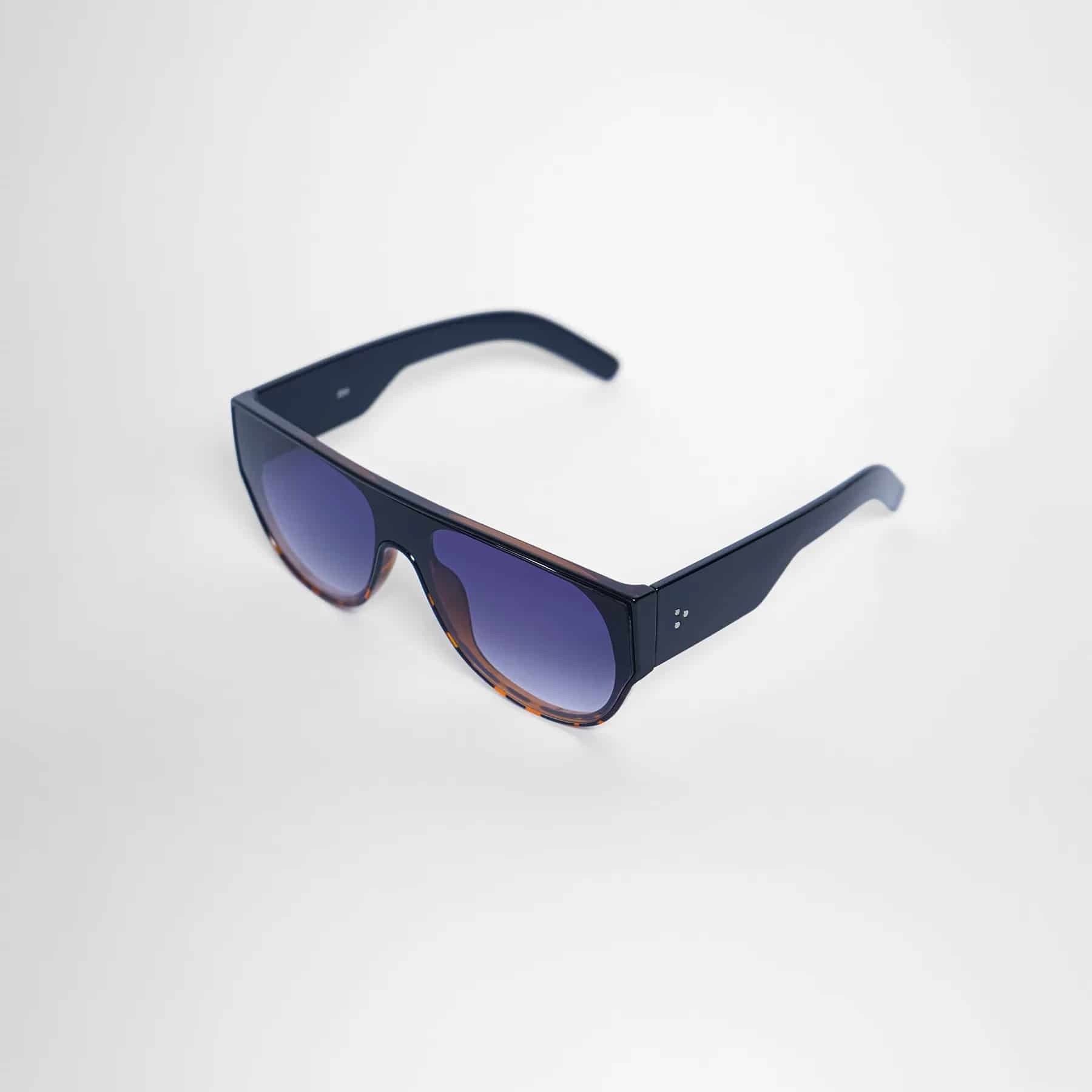 Gafas de sol Negras Asimetricas - miniatura 3
