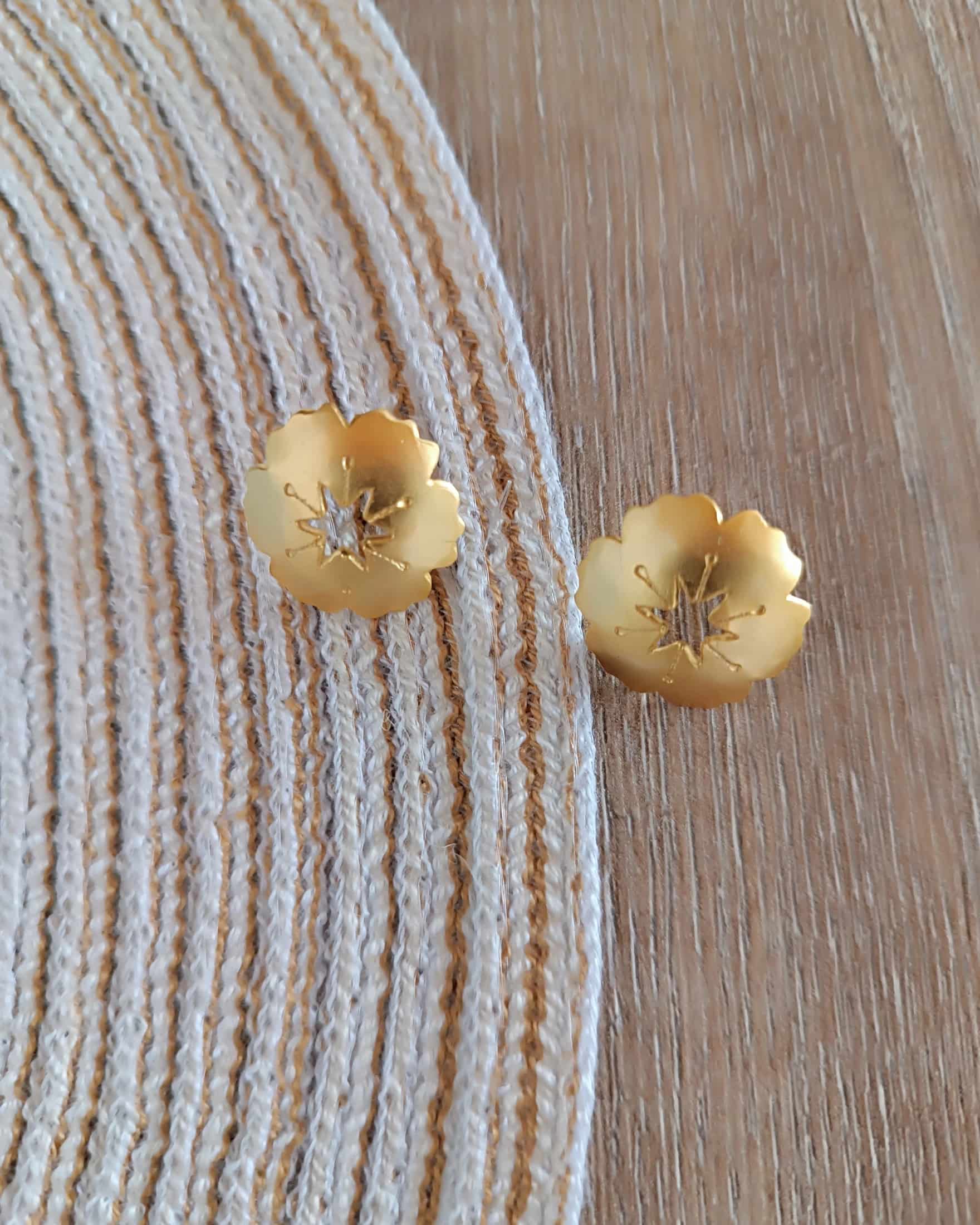 Aretes topos básicos Nala - miniatura 5