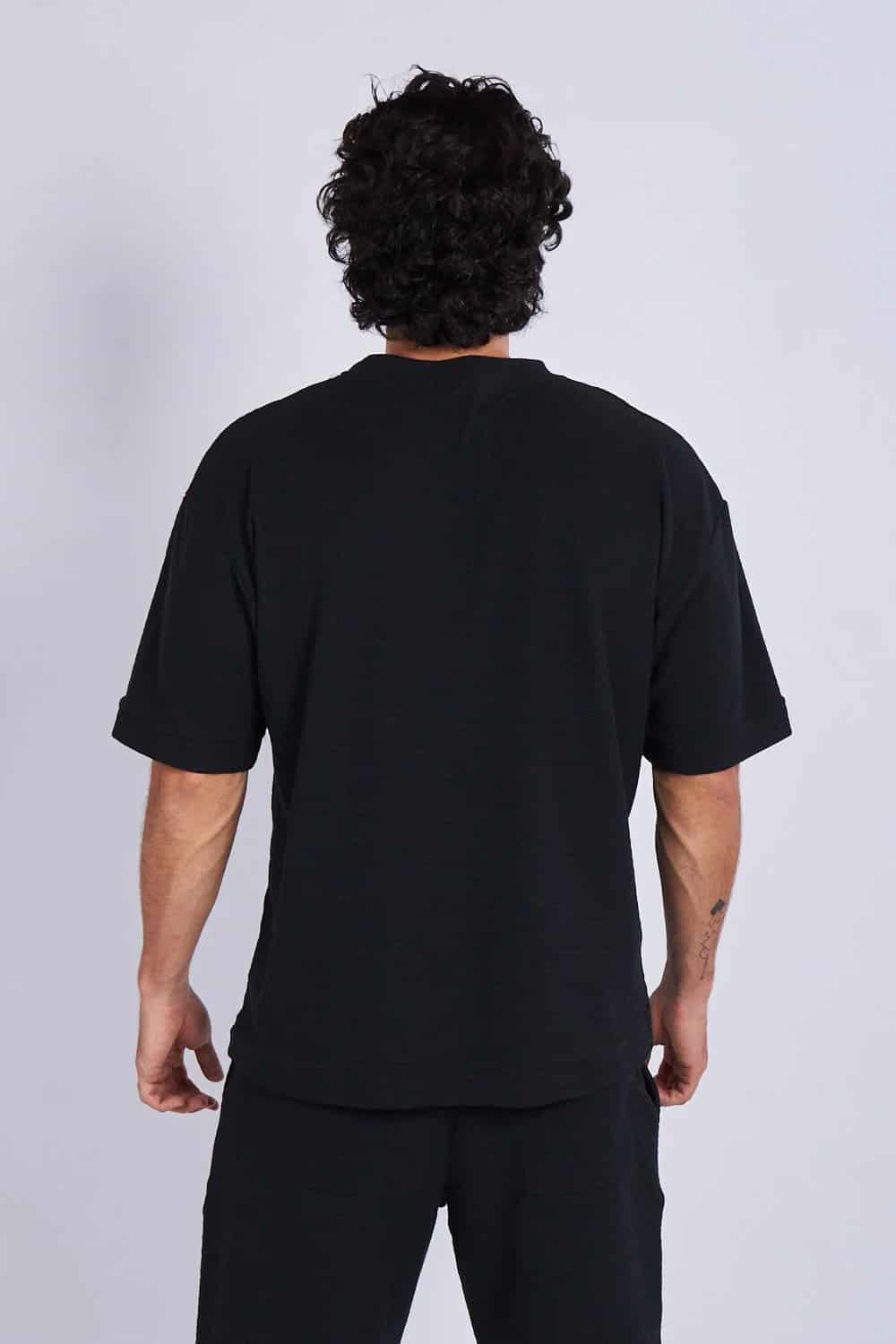 Camiseta oversize textura horizontal Negra - miniatura 3