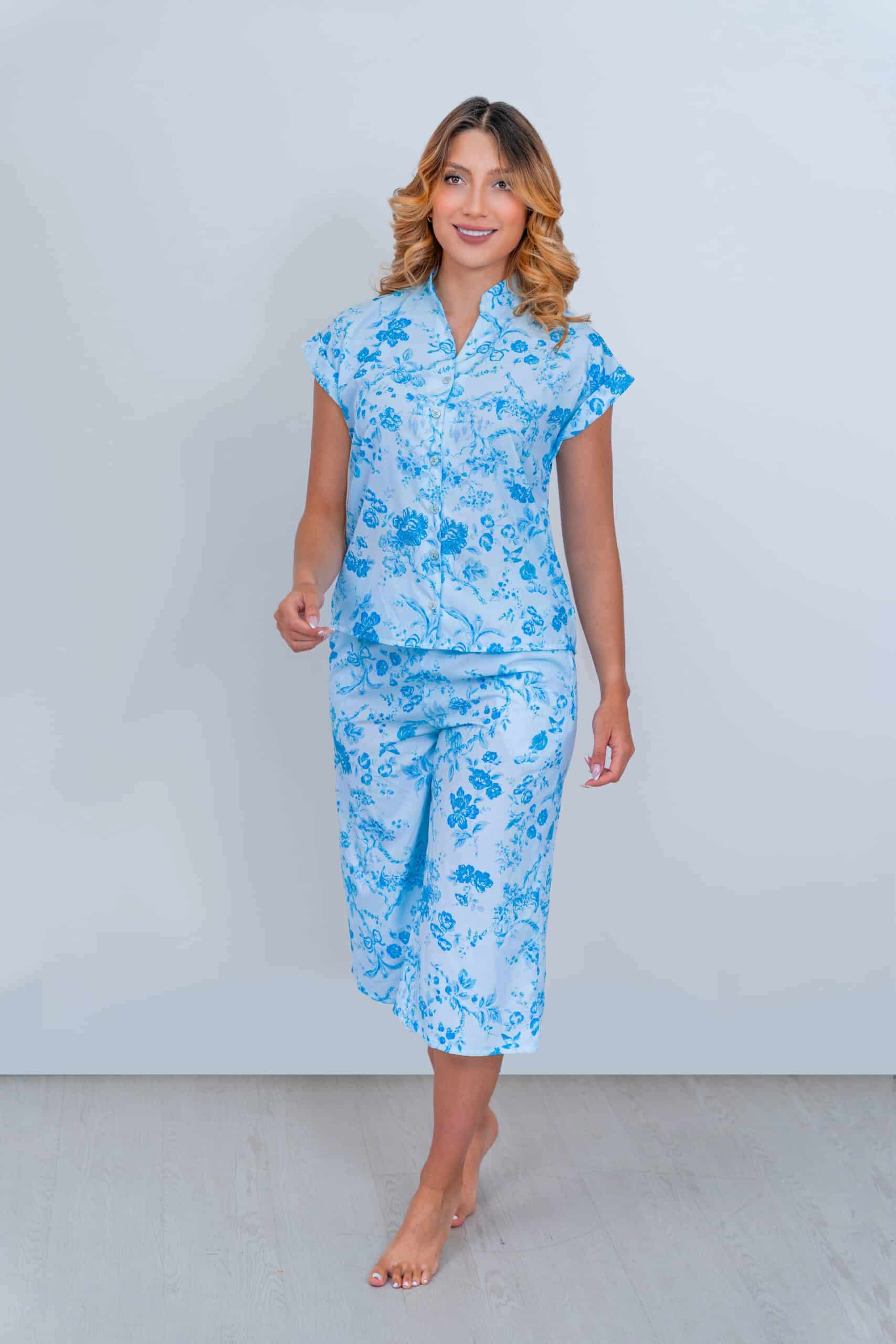 Pijama para mujer en chalis tipo Capri - miniatura 1