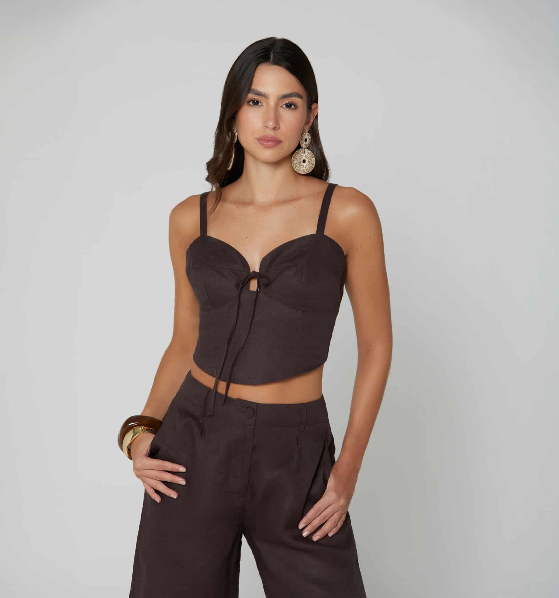 Blusa con tiras cruzadas en espalda - miniatura 1