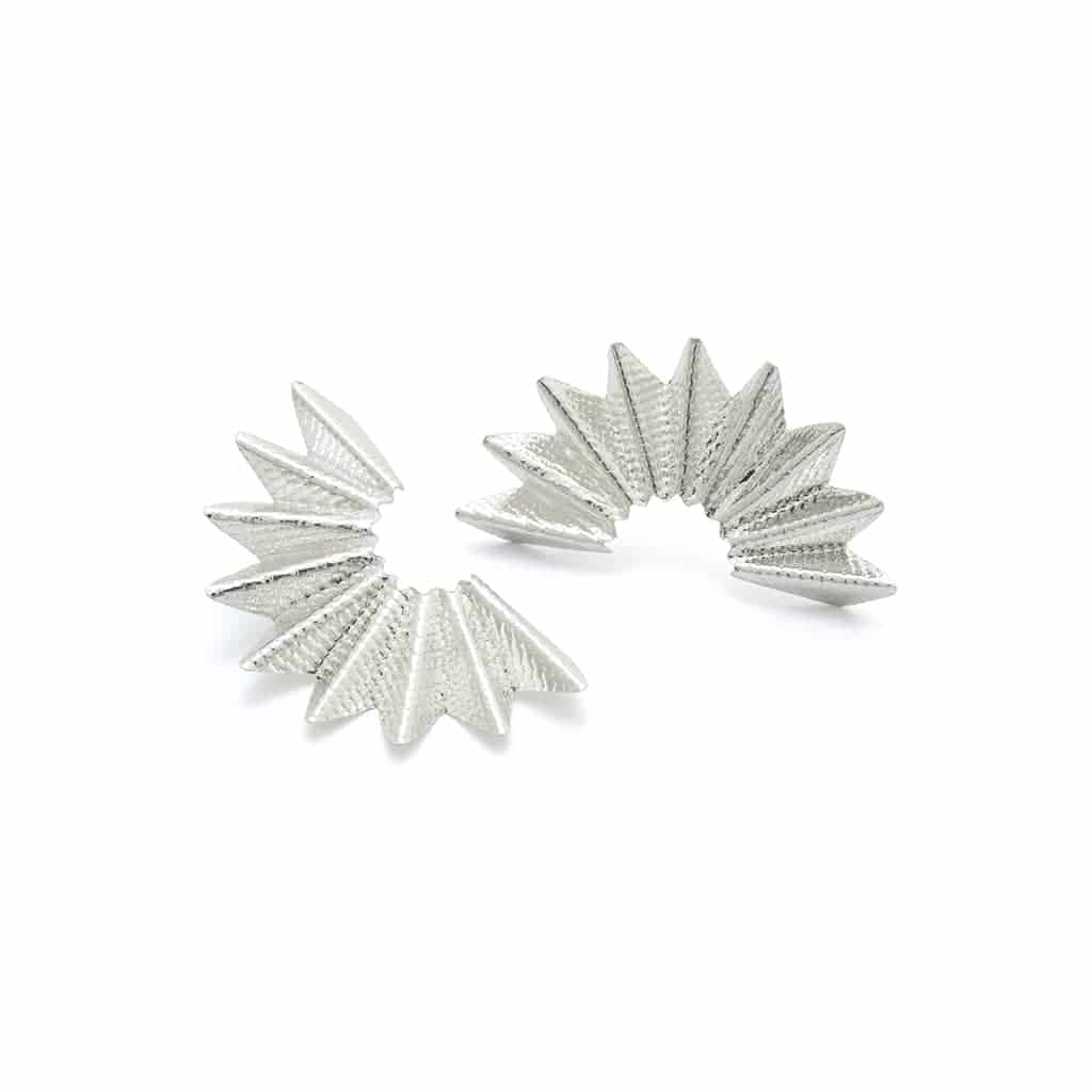 ARETES ABANICOS MEDIA LUNA PEQUEÑOS - miniatura 1