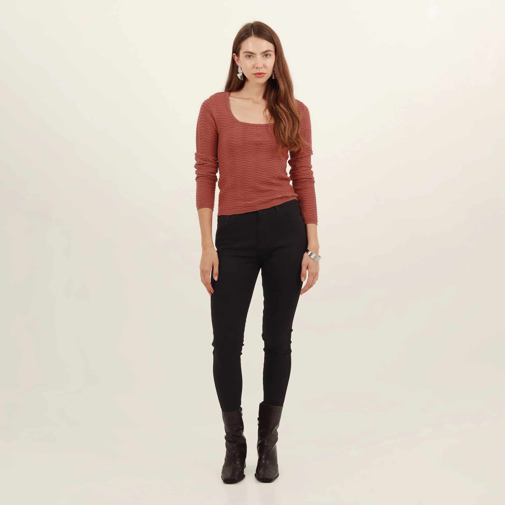 Sweater con textura cuello en u manga larga con botón - miniatura 3