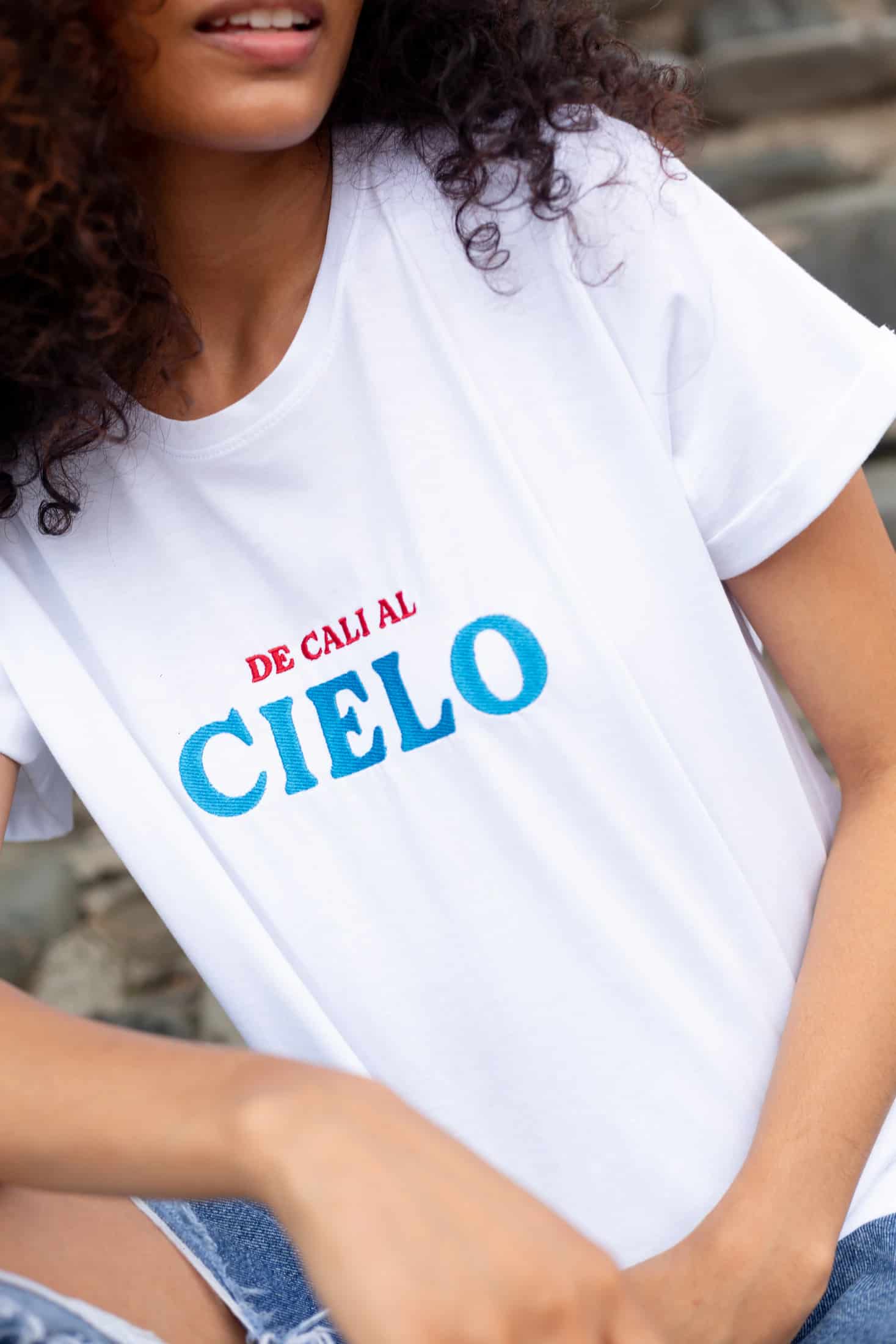 De Cali al Cielo Embroidered Oversized Tee - miniatura 2