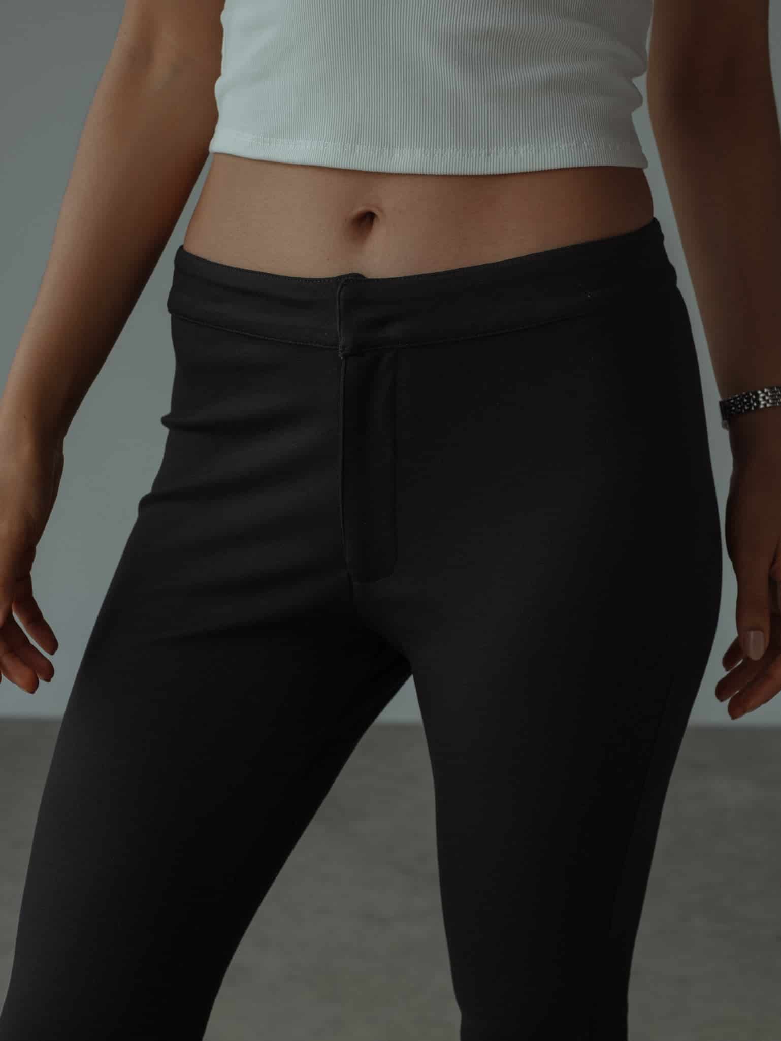 BASIC CAPRI PANT - BLACK - miniatura 5