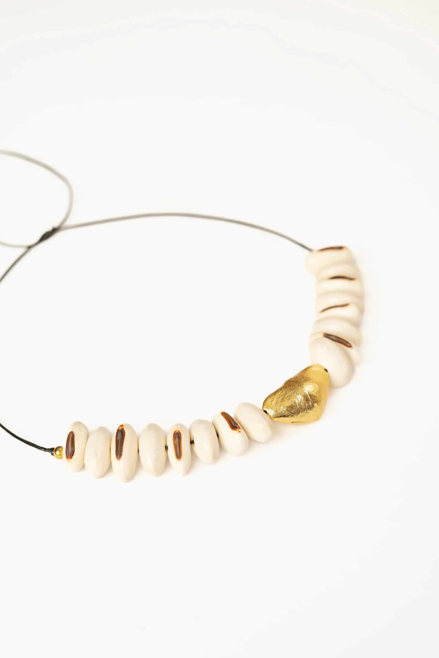 Collar Fruto Frijol Blanco - miniatura 1
