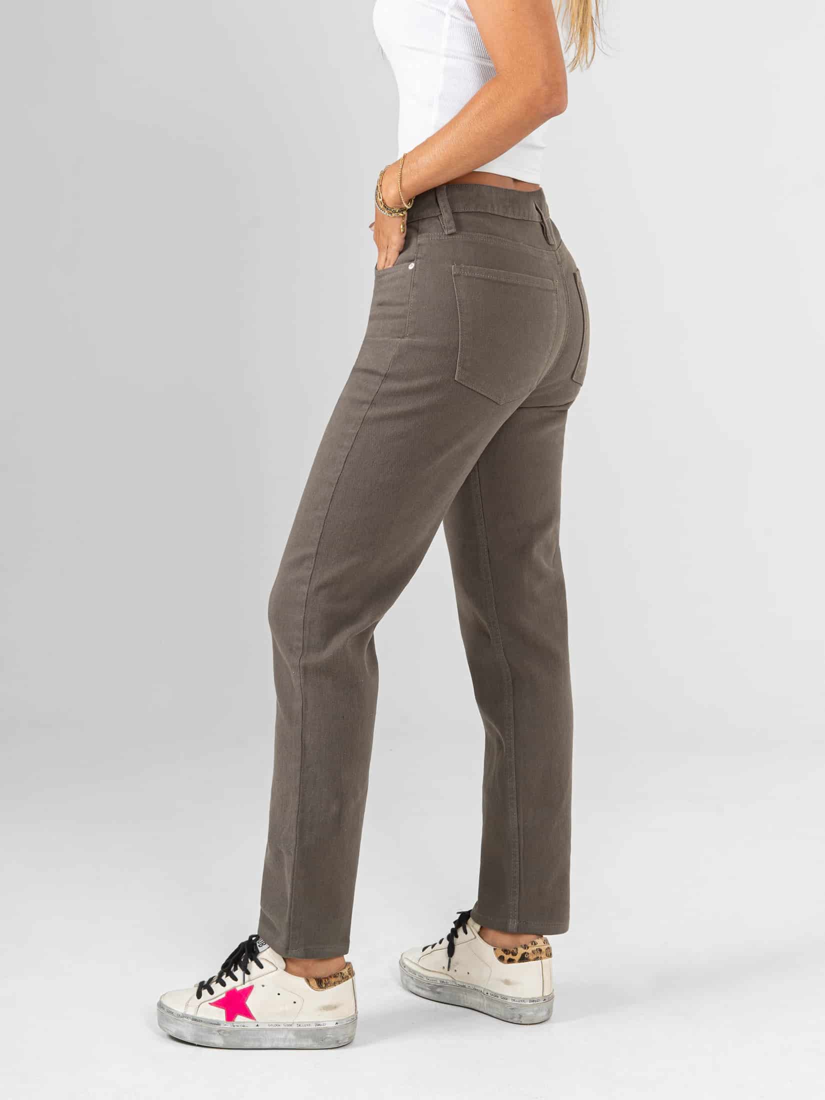 Ref: 0620520 Pantalón mom fit, tiro alto, stretch, tono verde. - miniatura 2