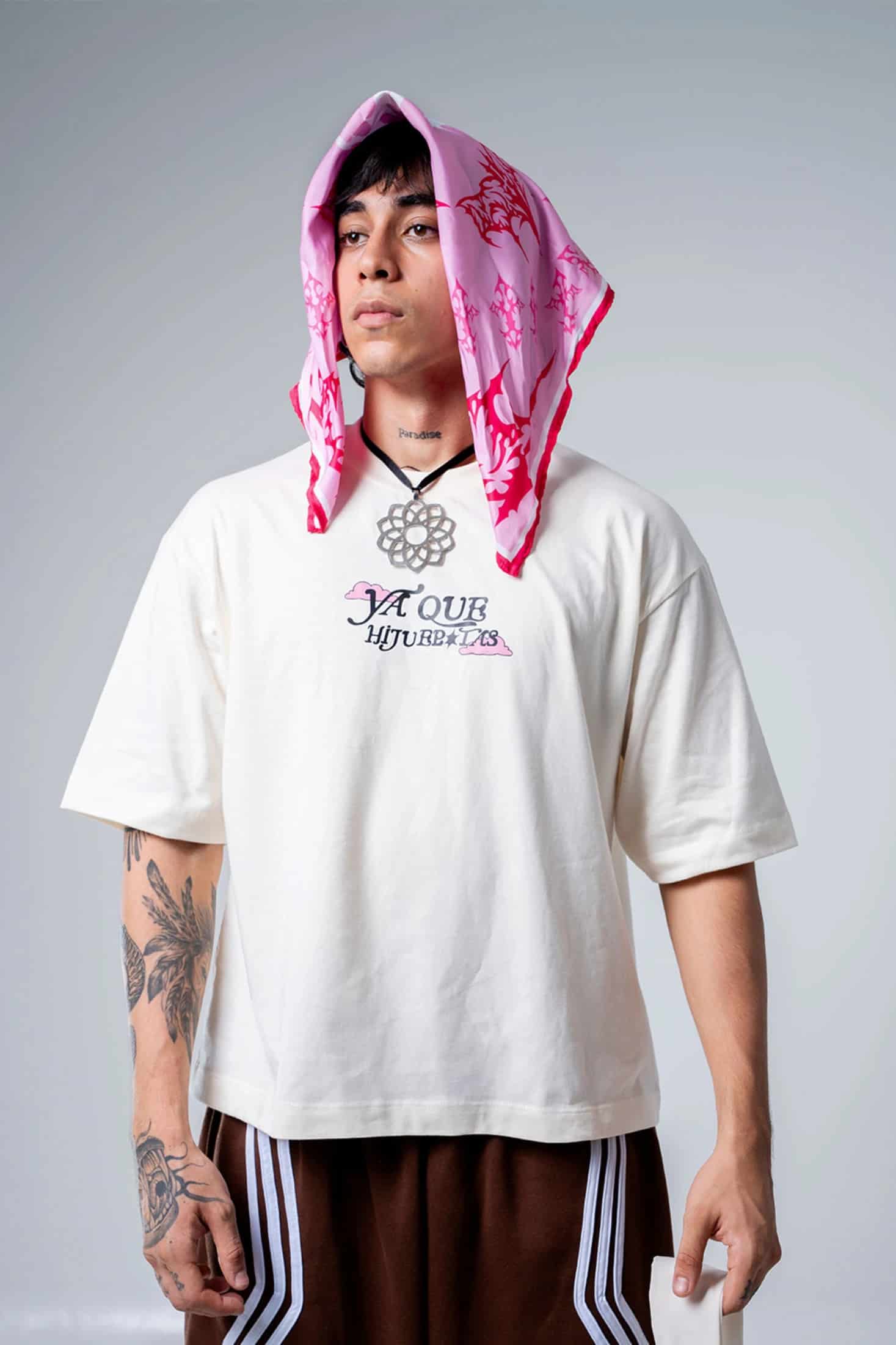Camiseta Ya Que Hijuemadres - miniatura 2