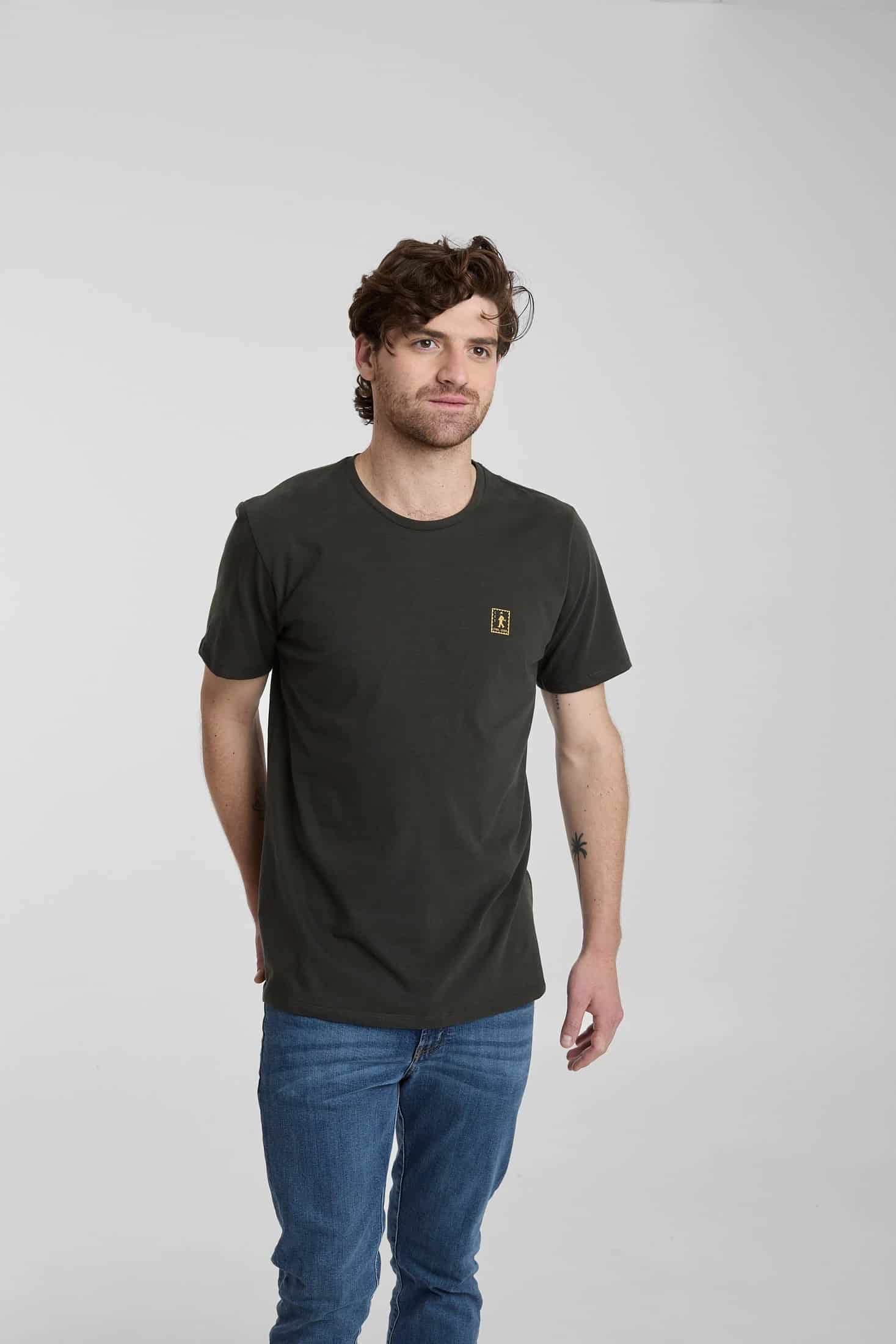 Camiseta Carry The Essentials - miniatura 7