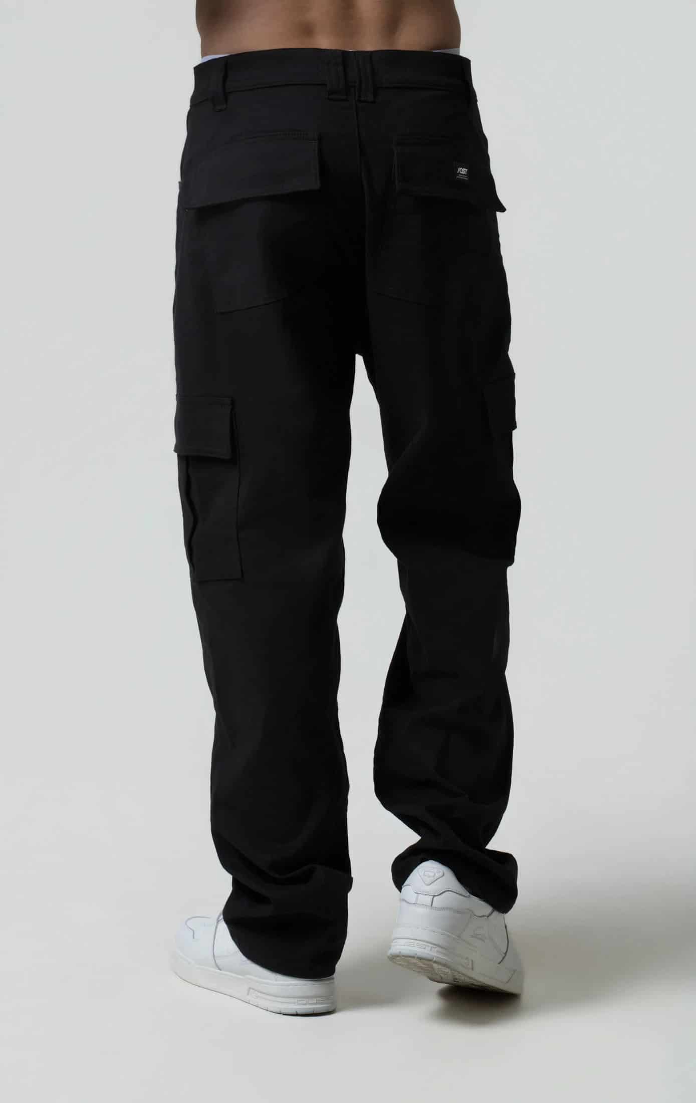 PANTALON CARGO COLOR NEGRO - miniatura 3