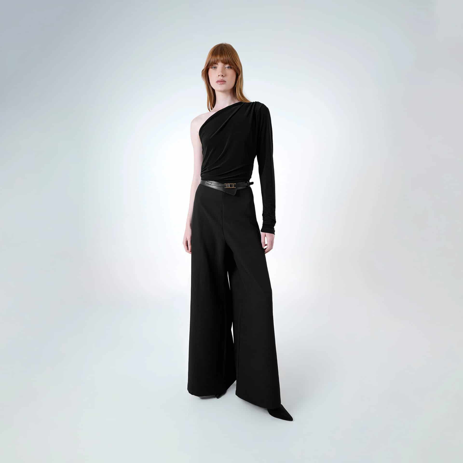 Vestido enterizo largo cuello asimétrico elegante - miniatura 1