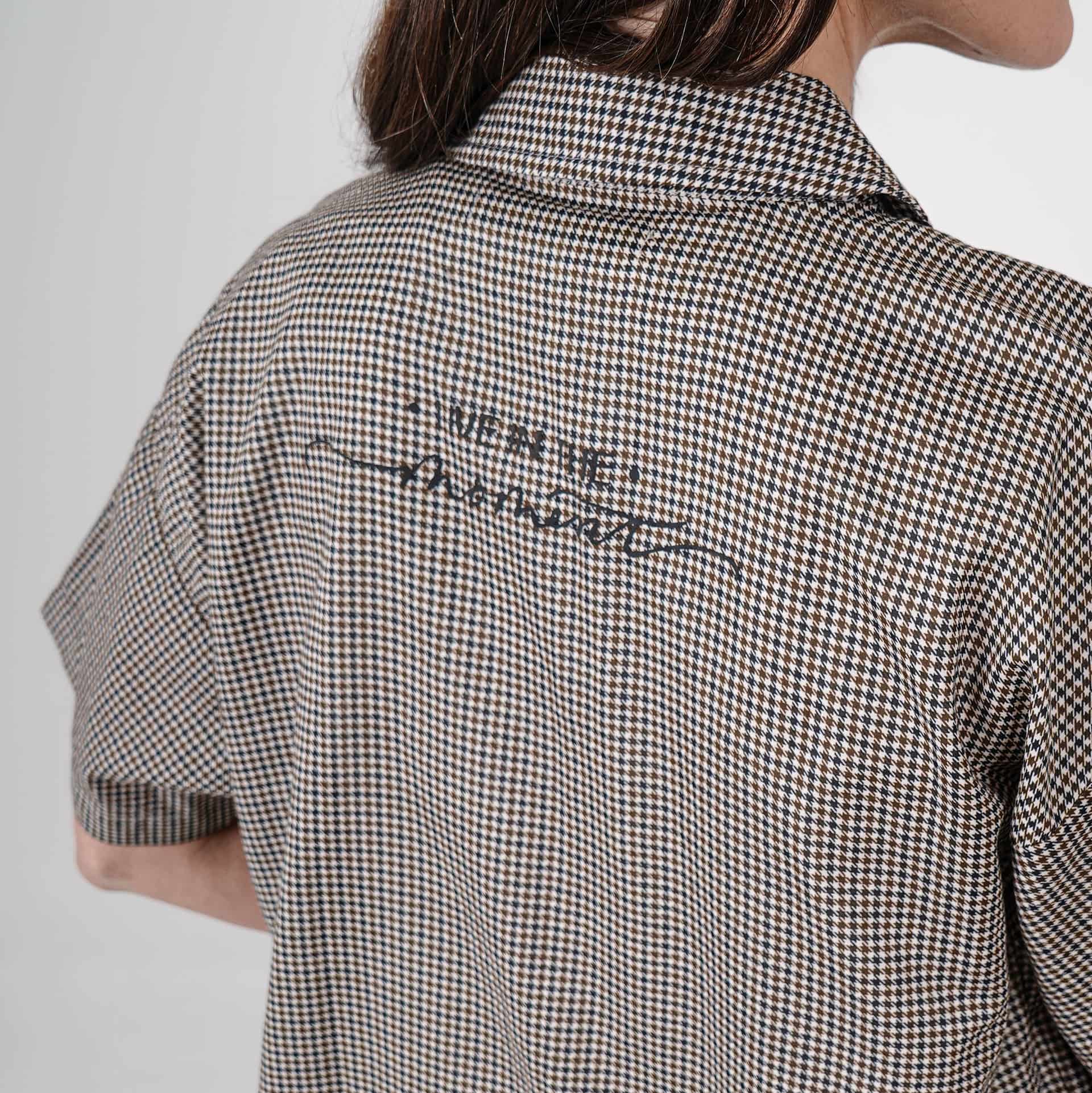 Blusa de cuadros cuello camisero manga corta con estampado Live - miniatura 6