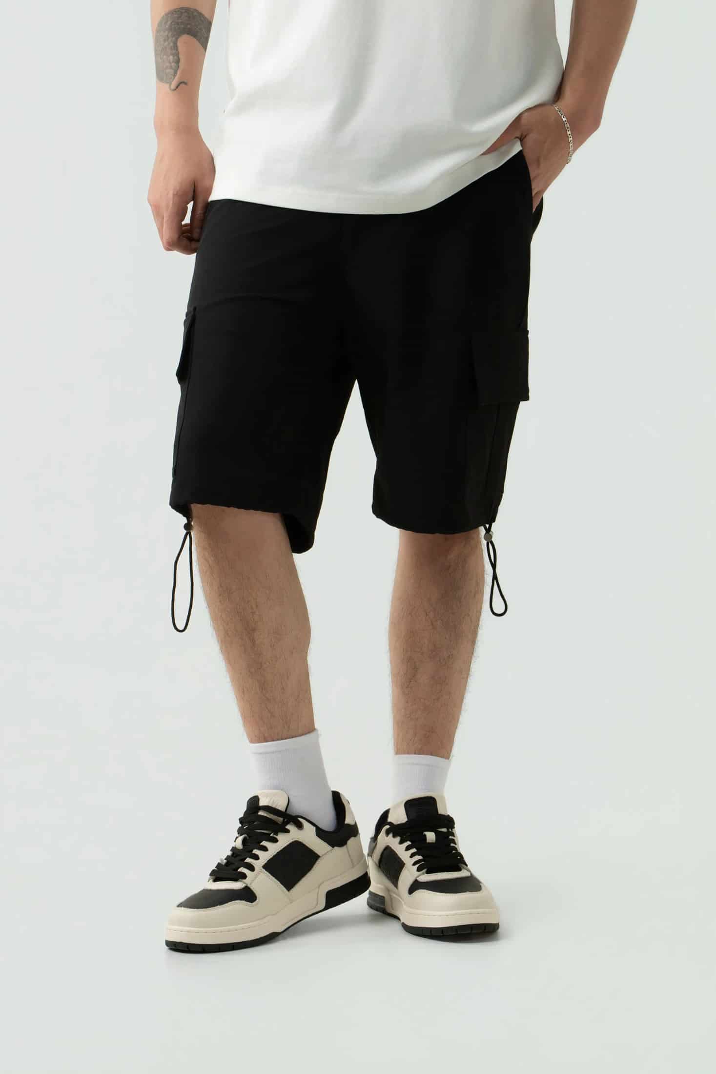 BERMUDA CARGO COLOR NEGRO - miniatura 2
