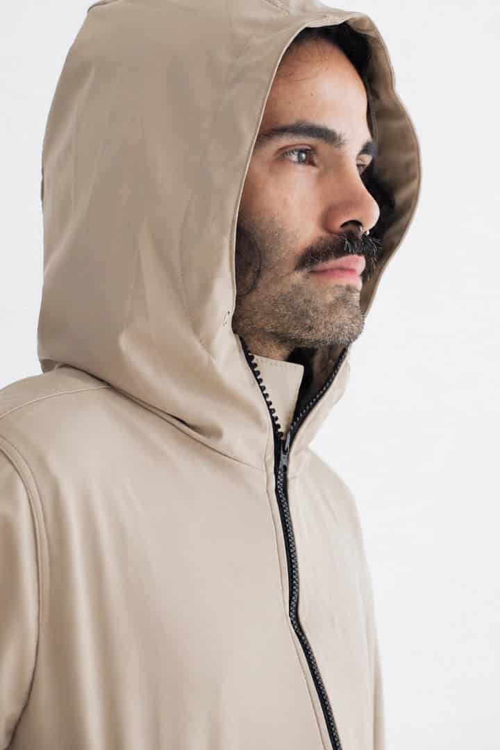 Chaqueta para lluvia beige - miniatura 5