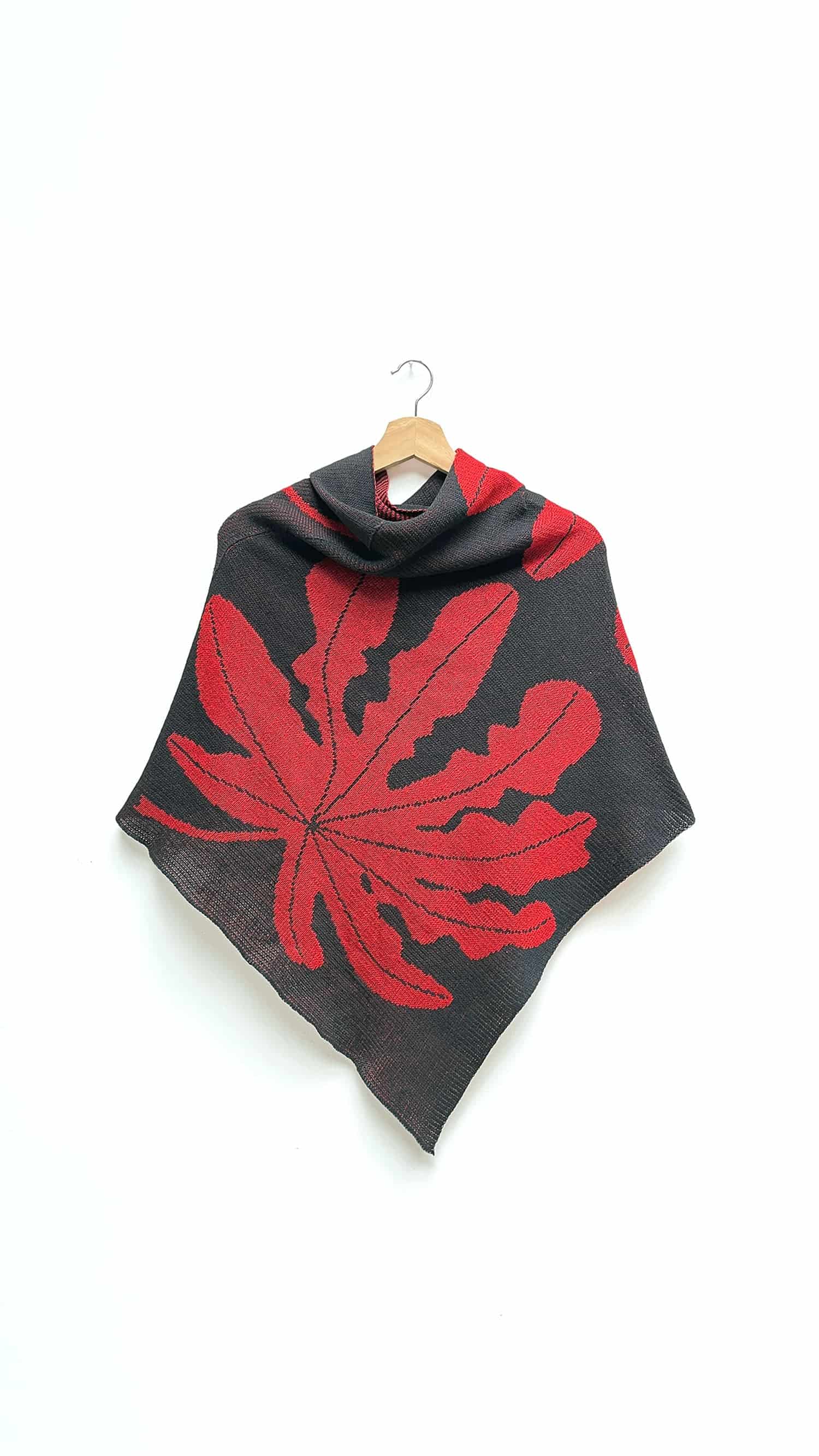 Poncho Yarumo - negro y rojo - miniatura 5