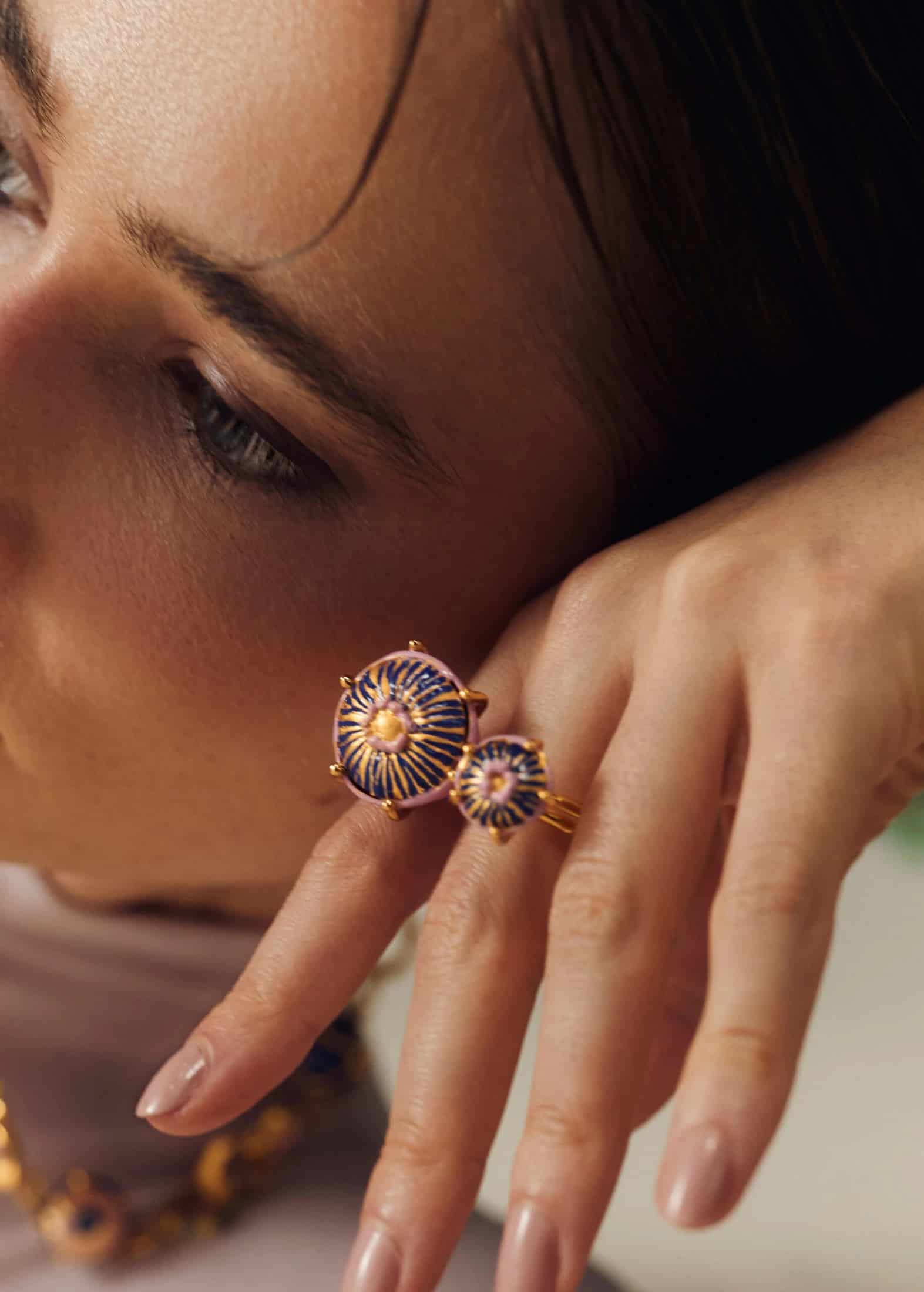 Anillo sombrerito mini azul rosa - miniatura 2