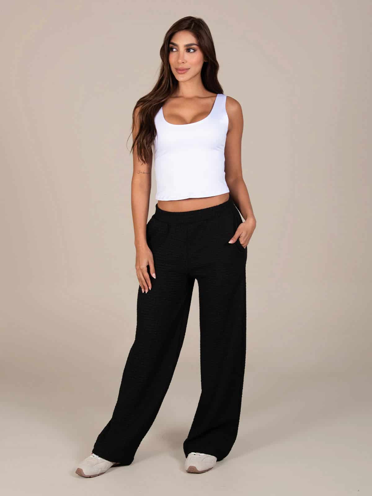 Pantalon alena leyva negro - miniatura 2