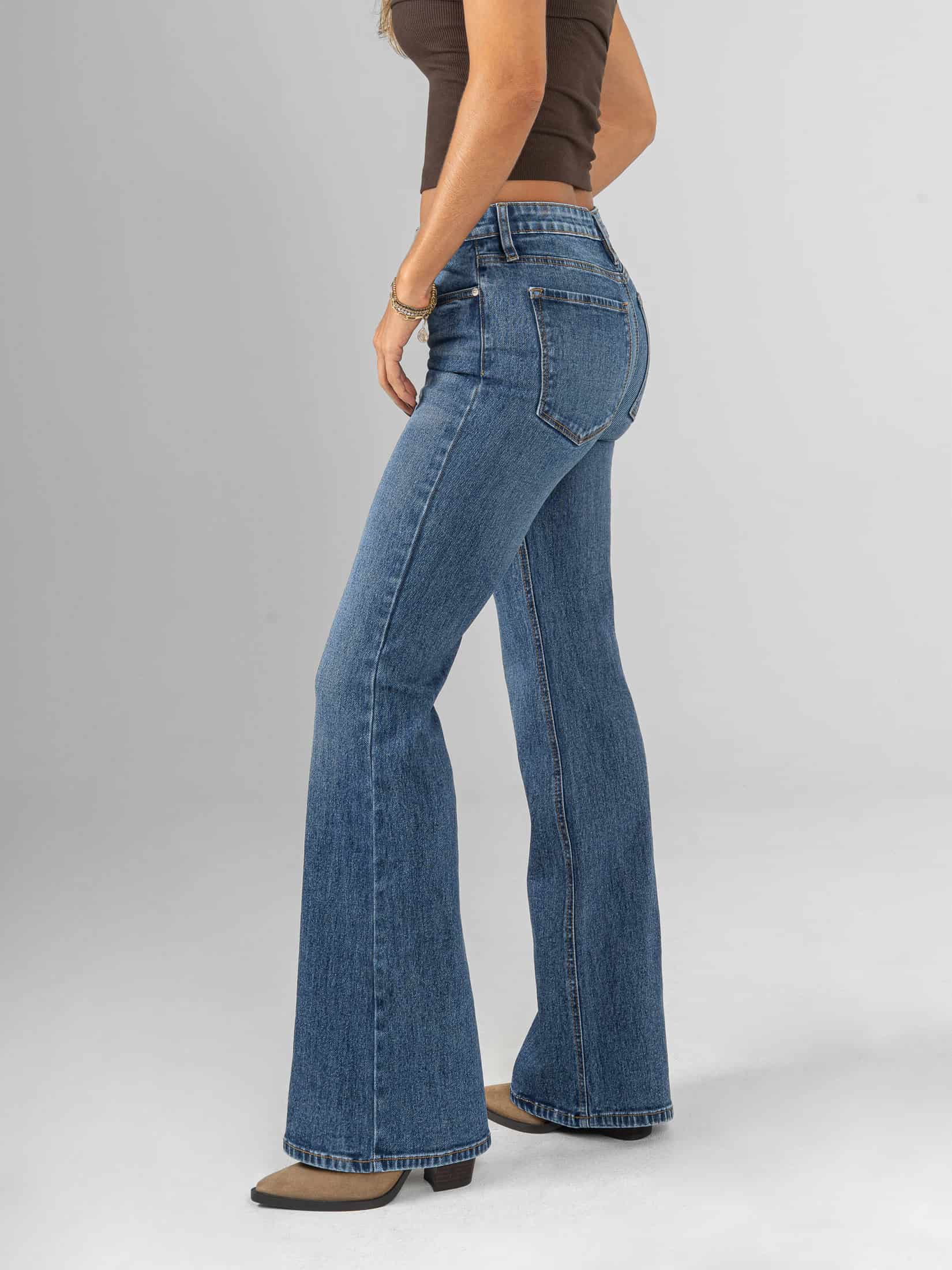 Ref: 066465 Jean flare stretch, bota ancha, tiro alto, tono azul medio. - miniatura 2