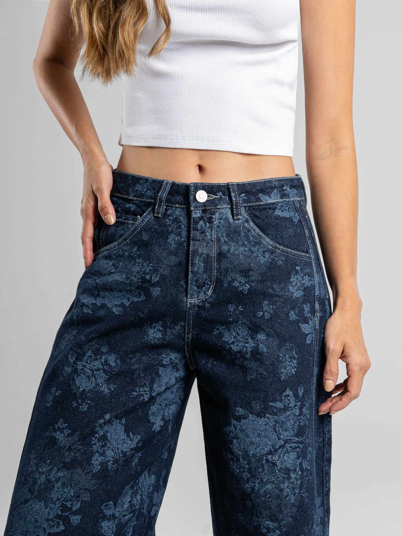 Ref: 066478 Jean wide leg, rígido, tiro alto, detalle de tela estampada, con cortes, tono azul oscuro - miniatura 4