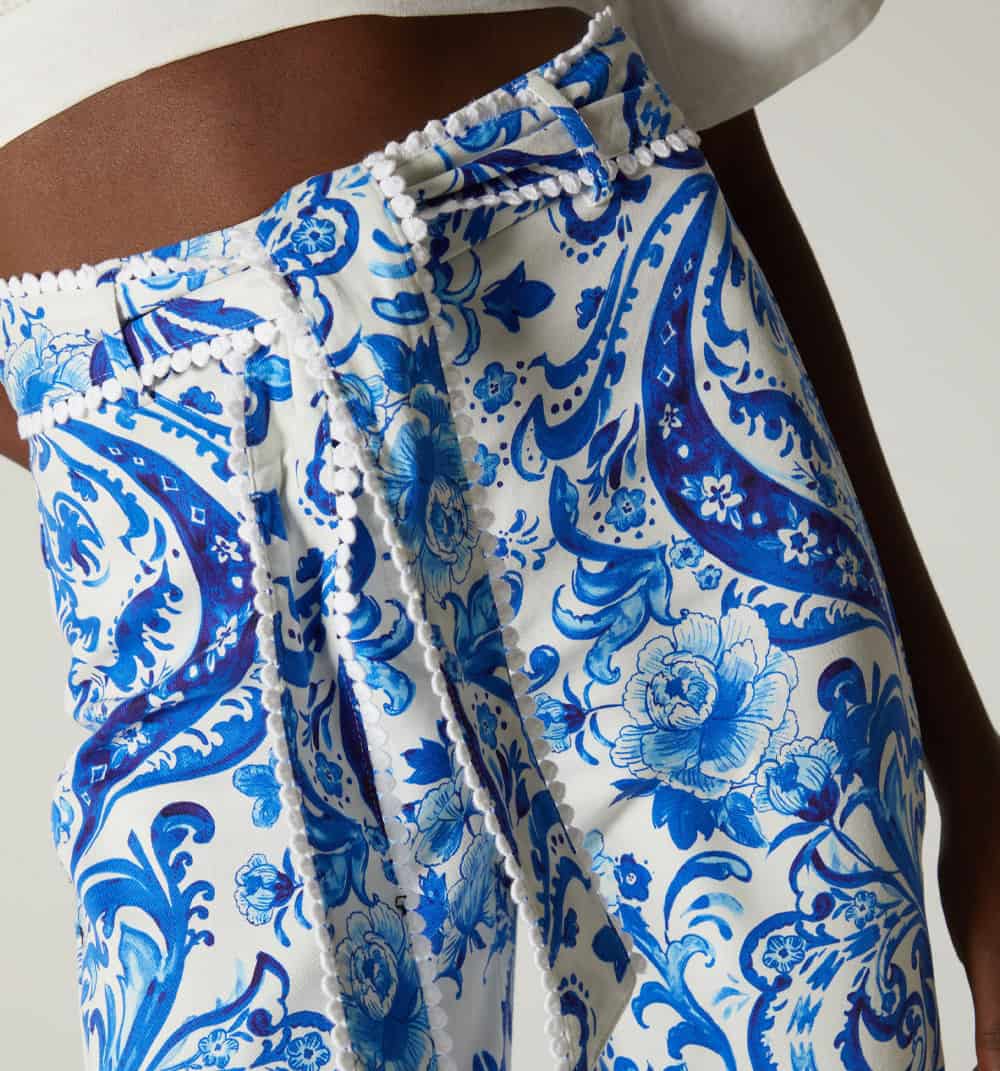 Pantalon capri con tira de anudar - miniatura 3