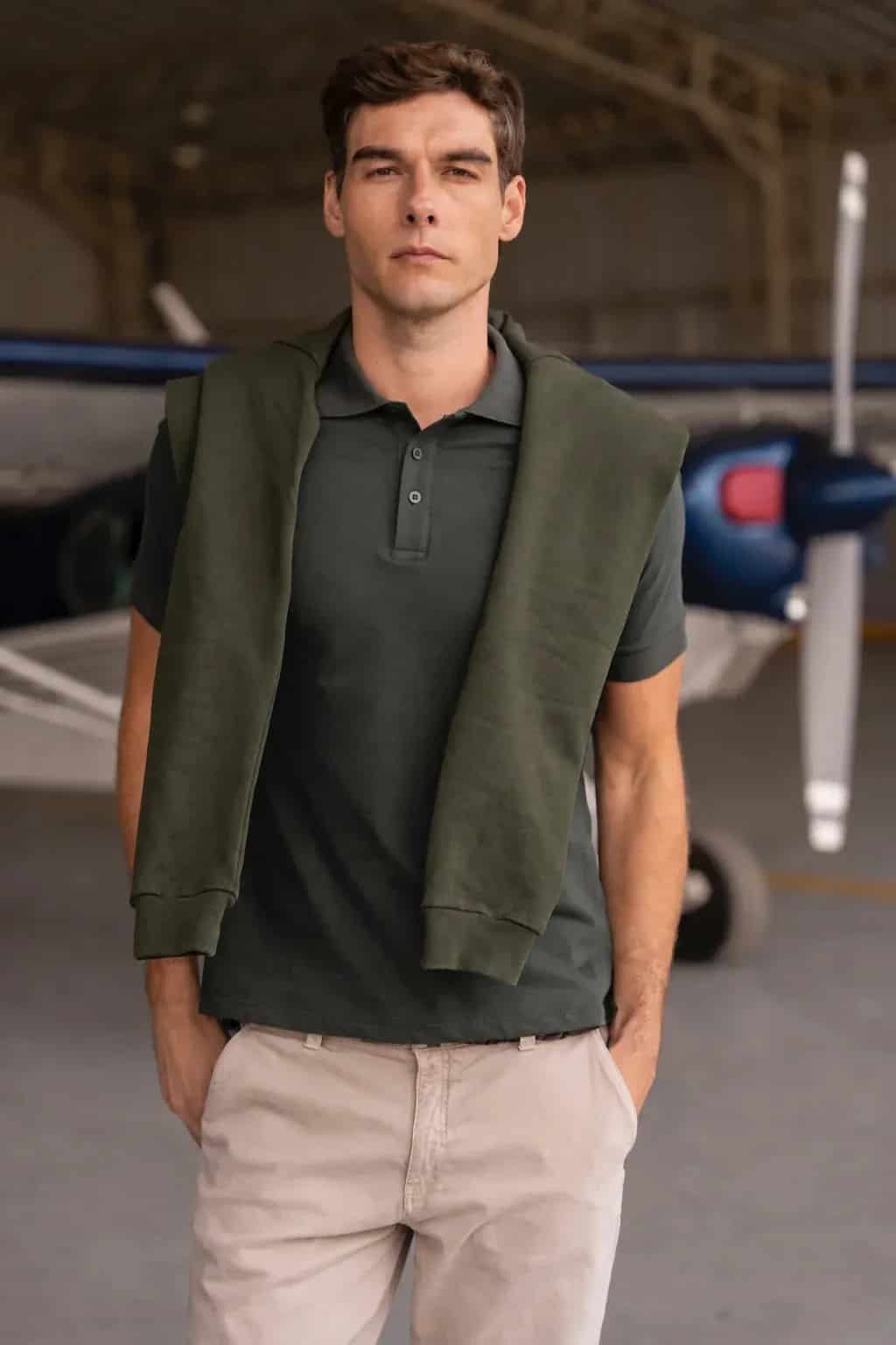 Camiseta Polo Basic Hombre Verde Militar - miniatura 3