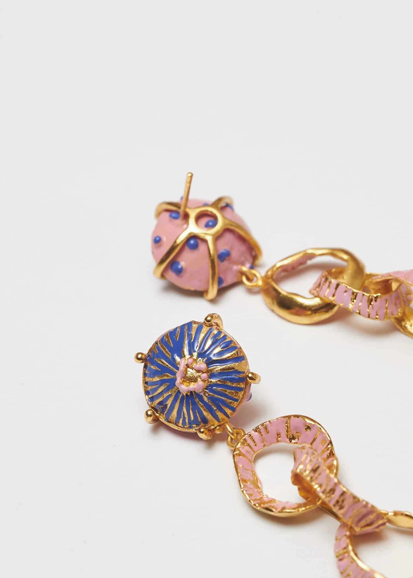 Aretes largos sombreritos azul rosa - miniatura 3