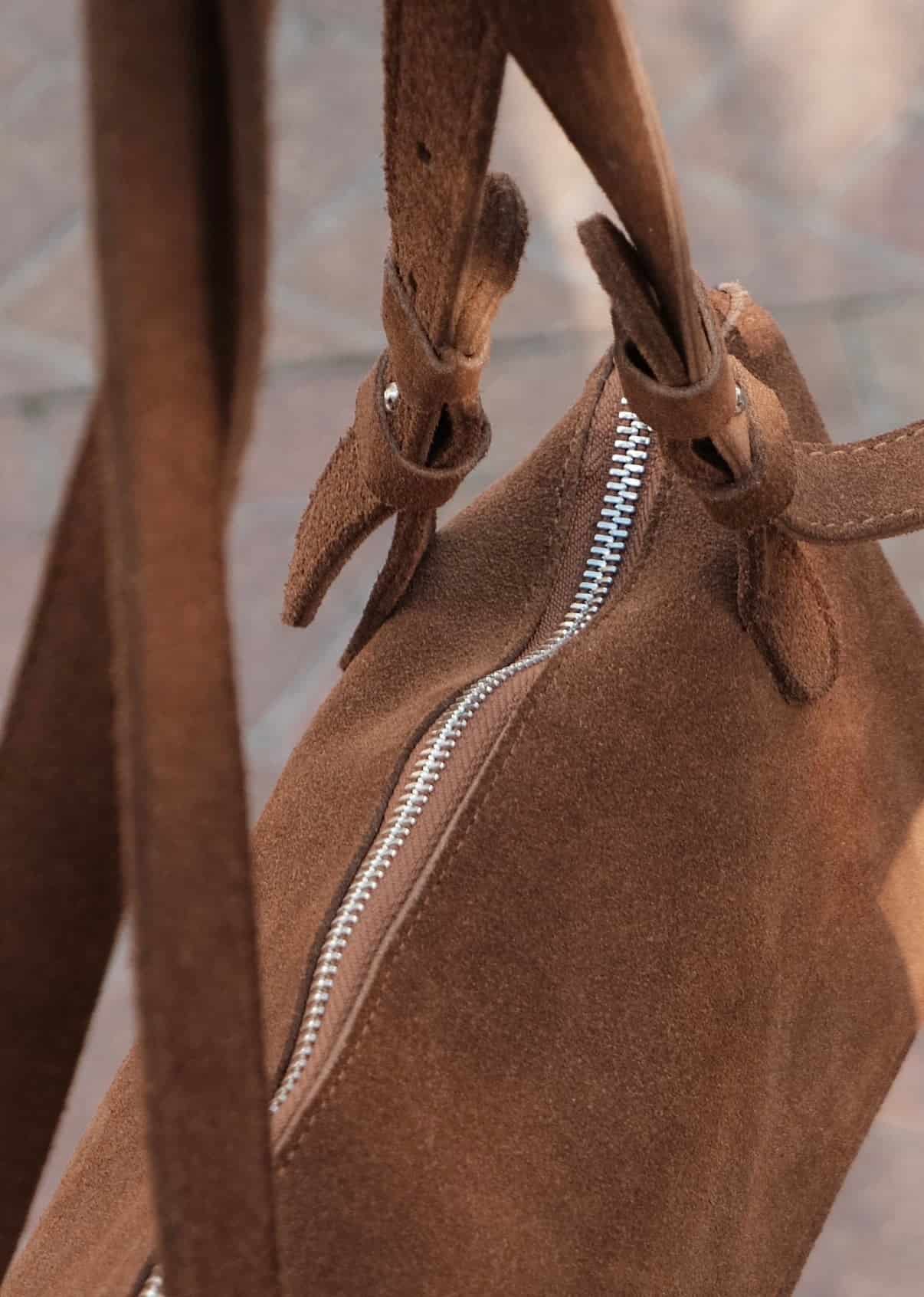 Bolso Totem Bag de cuero gamuza | Miel - miniatura 5