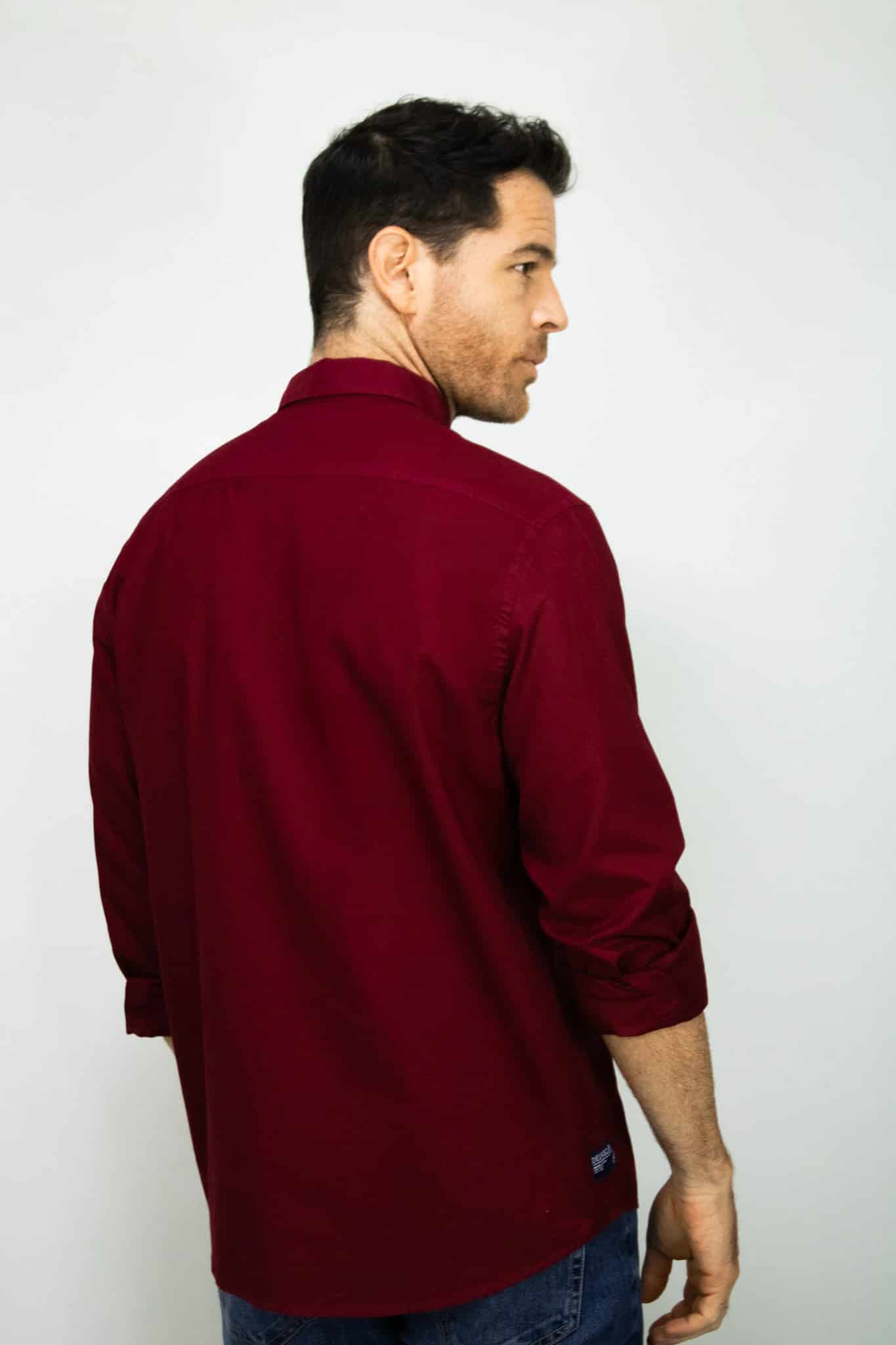 Camisa Oxford Manga Larga Vinotinto para Hombre - miniatura 3