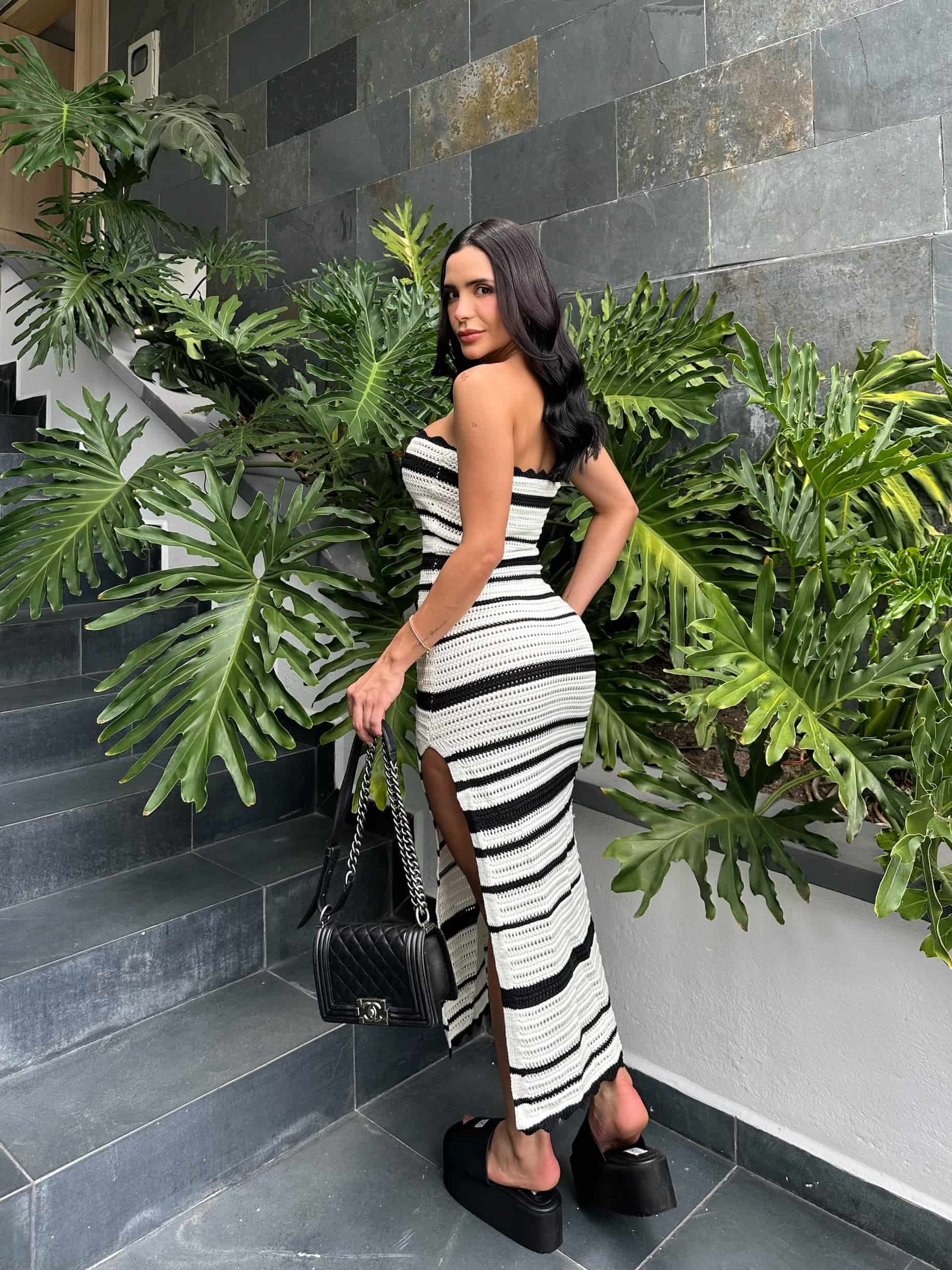 VESTIDO  EMILY BLACO x NEGRO - miniatura 2