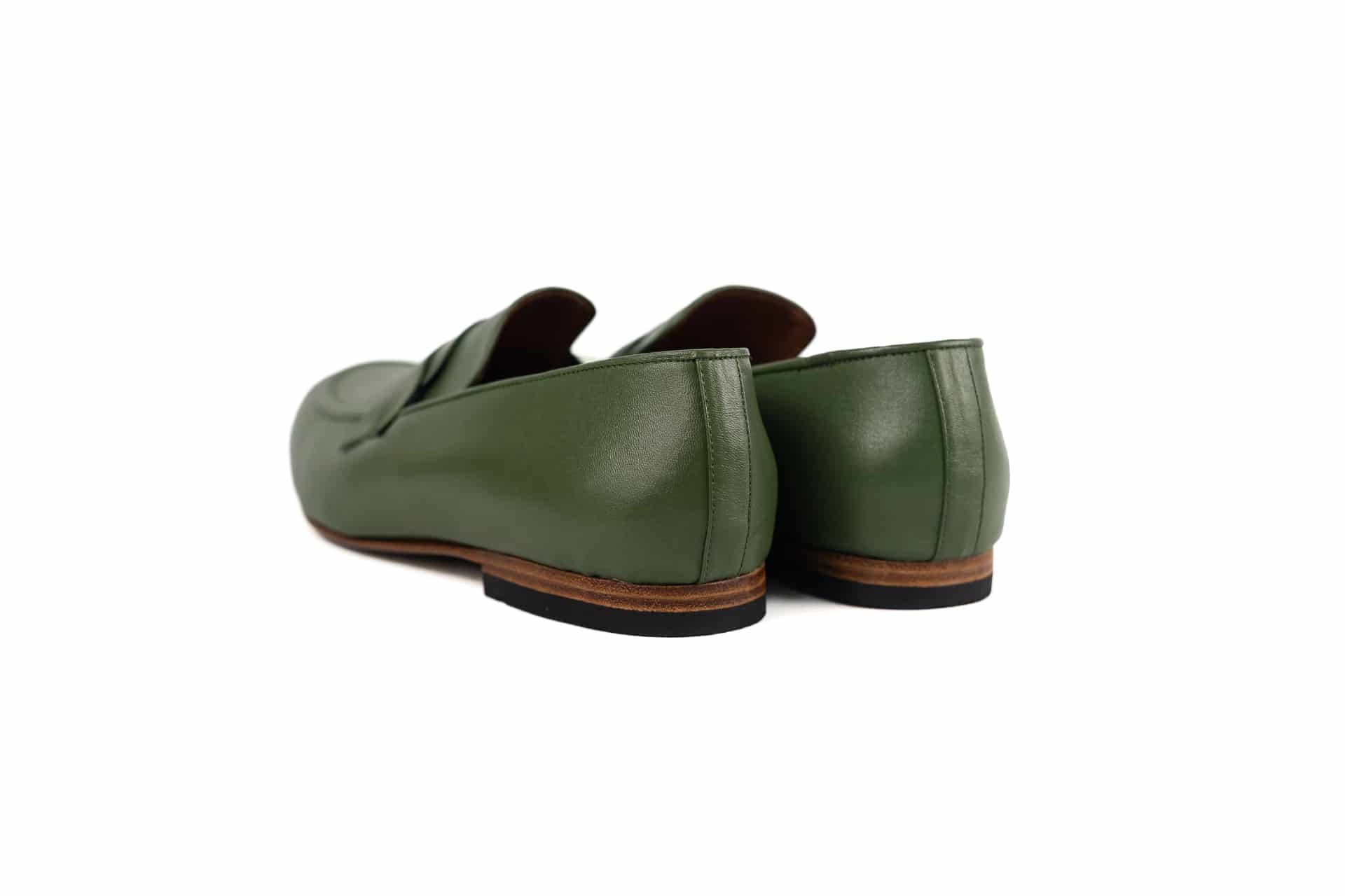 LOAFERS EN CUERO verde con antifaz trenzado - miniatura 3
