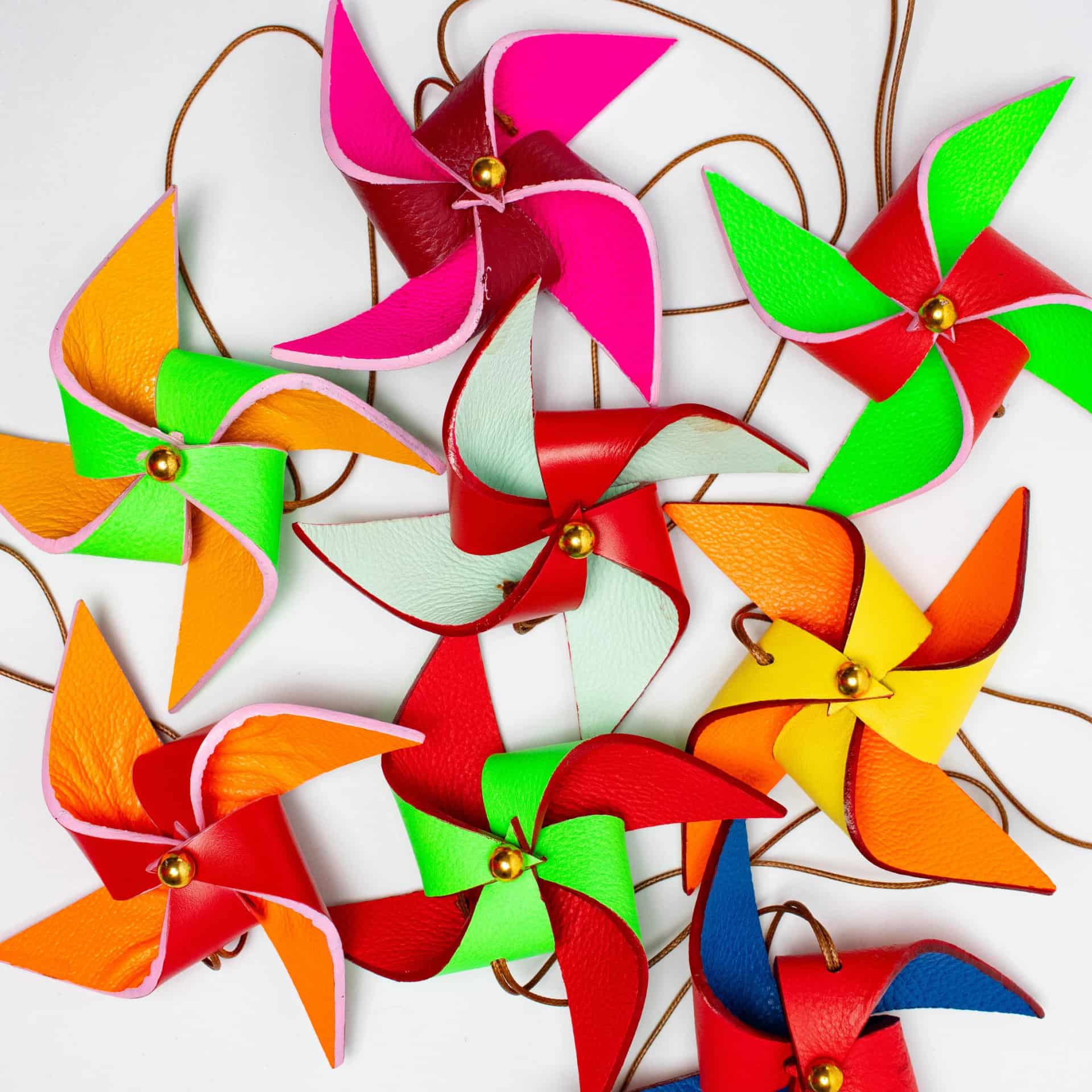 Windmill Charm Red + Blue - miniatura 3