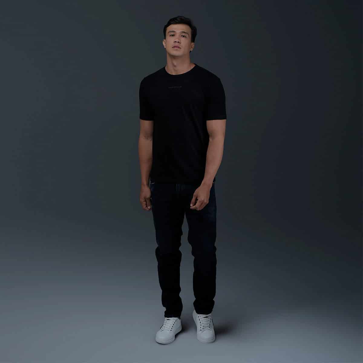Camiseta Regular Negra - miniatura 4