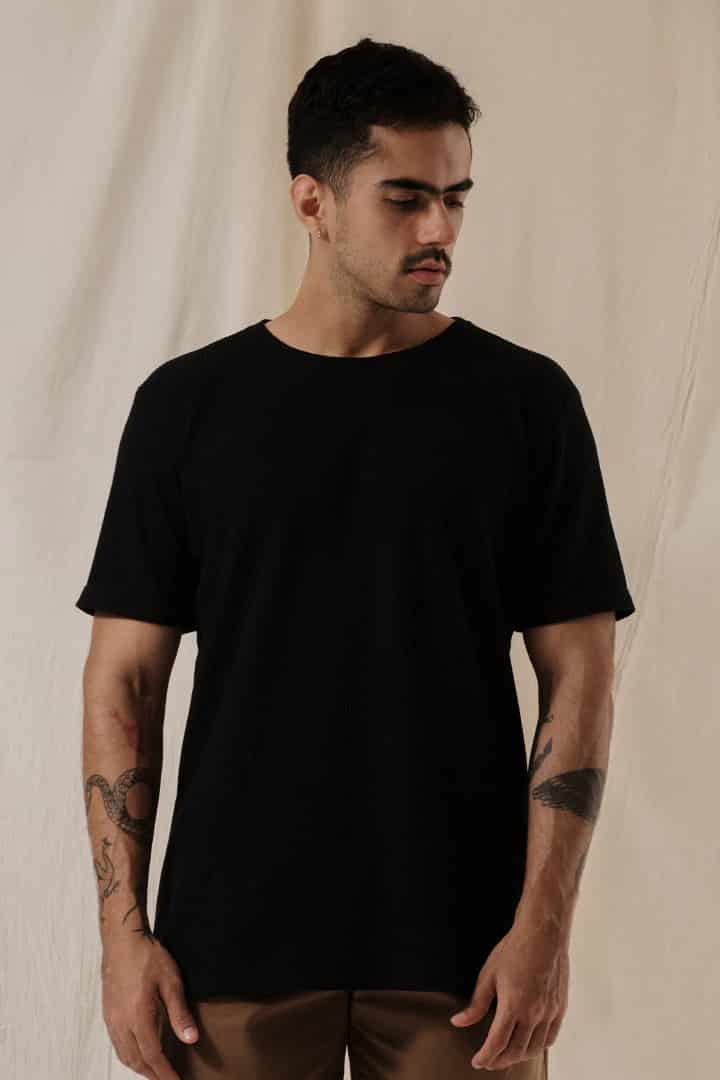 Camiseta texturizada negra - miniatura 4