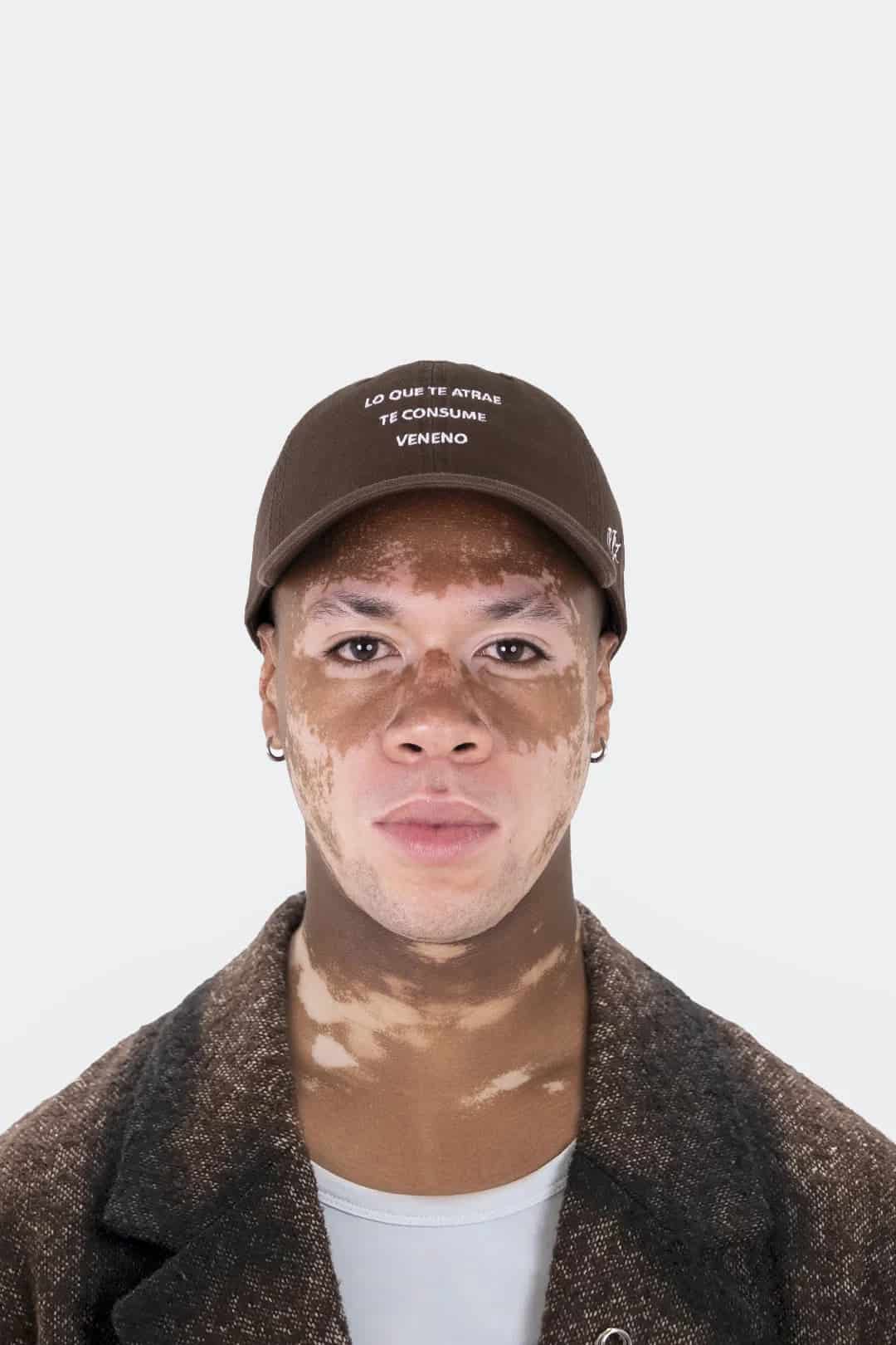 VENENO GORRA LO QUE TE ATRAE TE CONSUME - miniatura 1