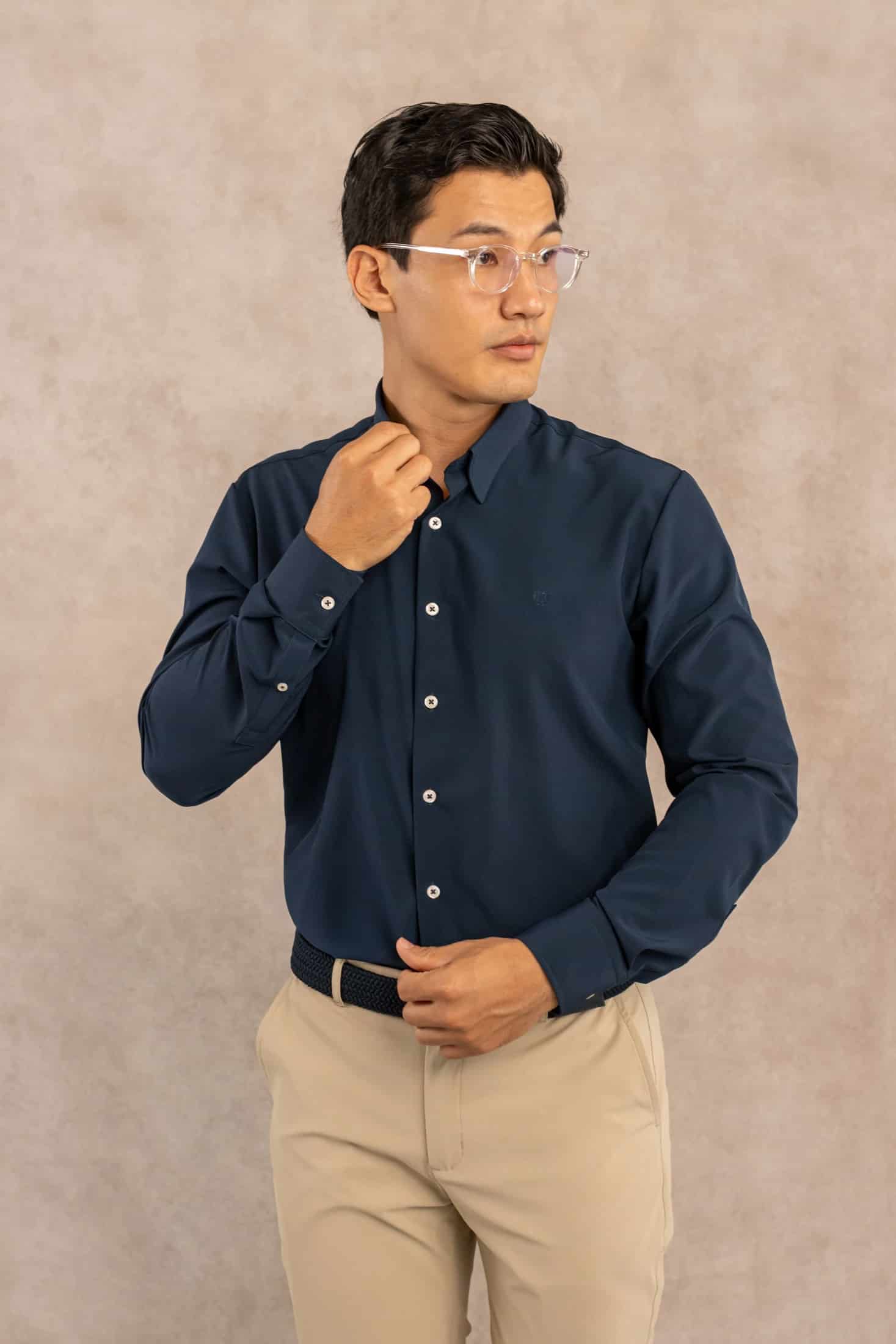 Camisa Performance Antiarrugas Azul Oscuro - miniatura 3