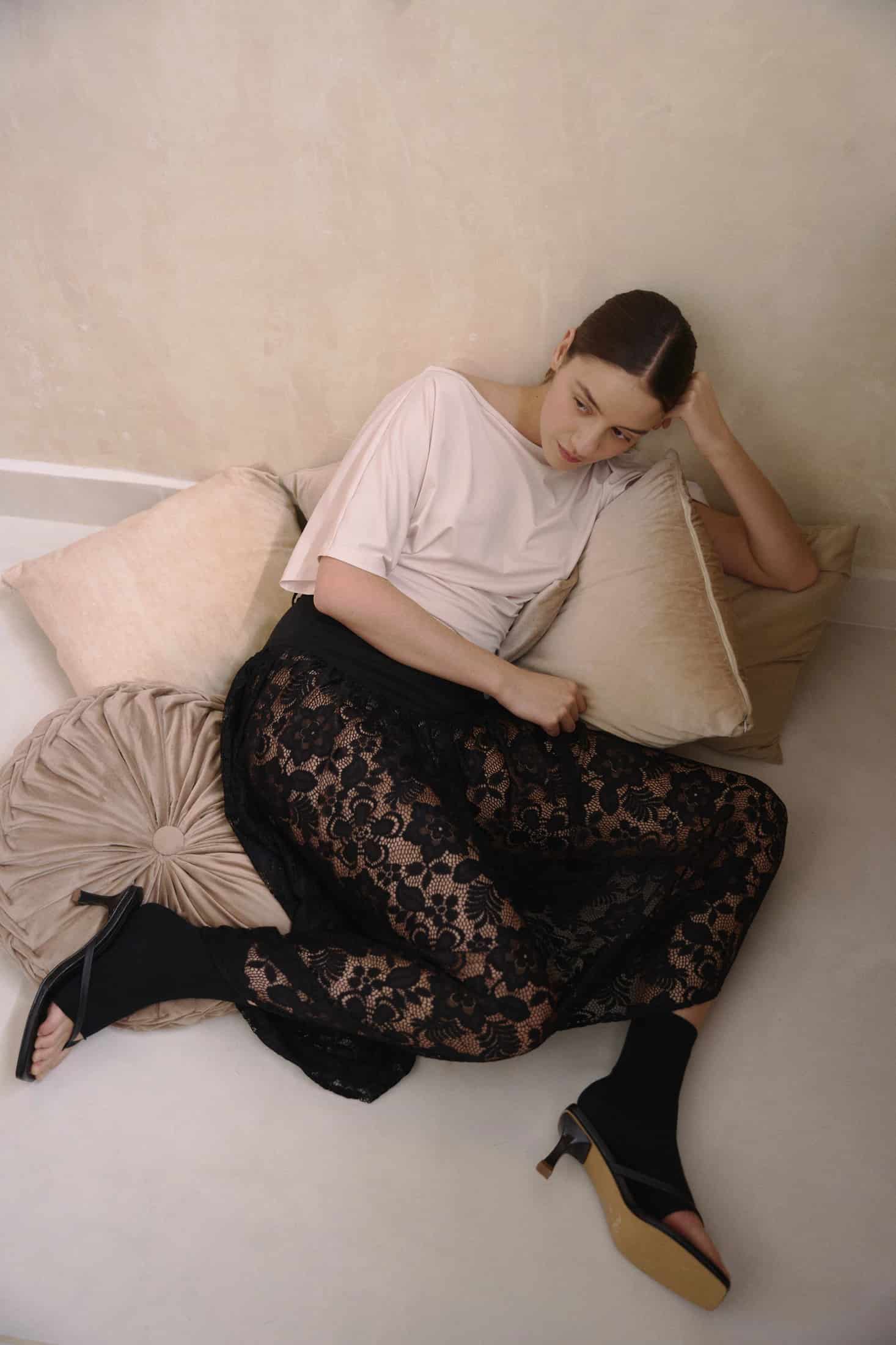 MIDNIGHT LACE SKIRT - miniatura 4