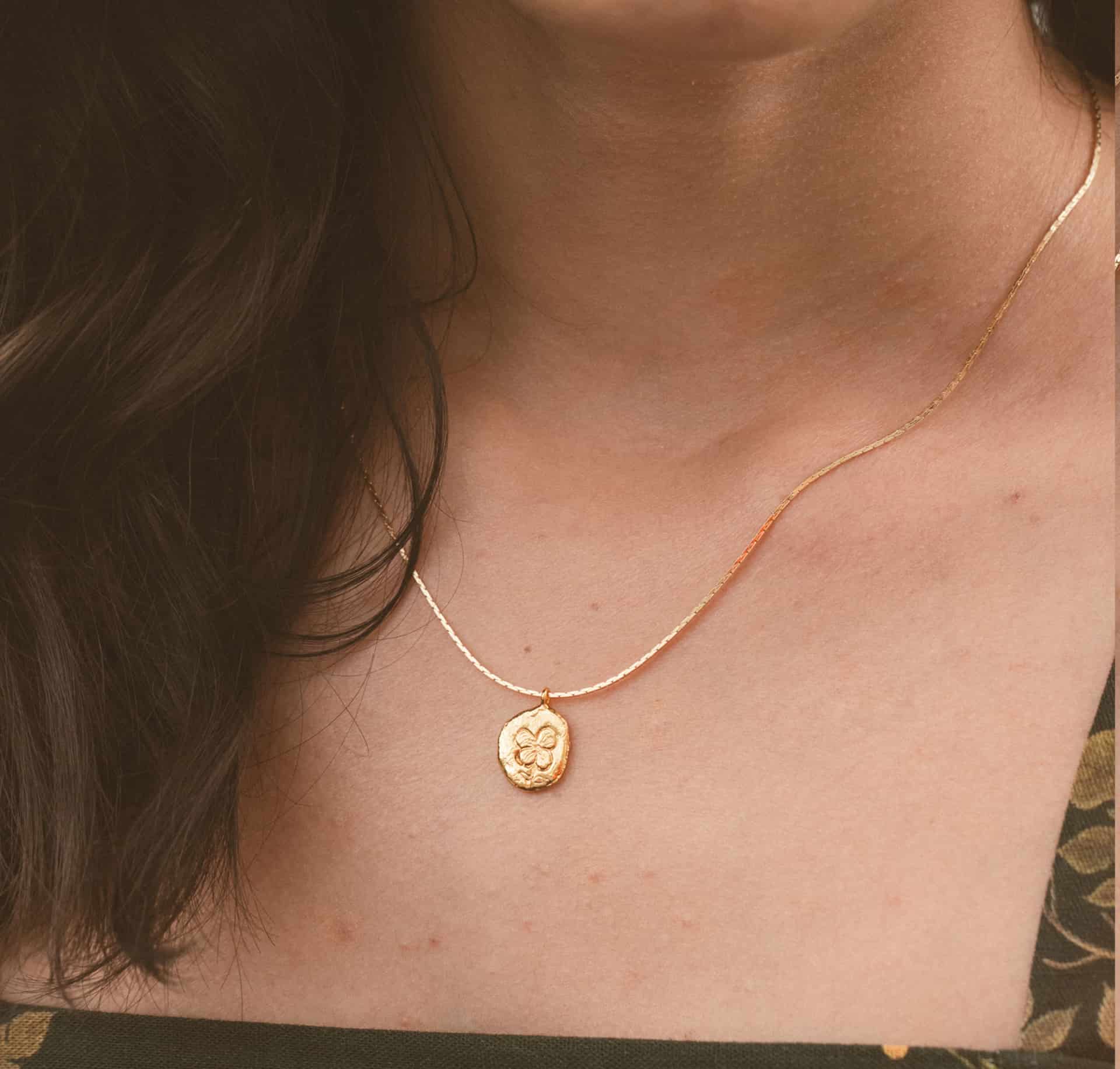 Collar moneda Flor - miniatura 3