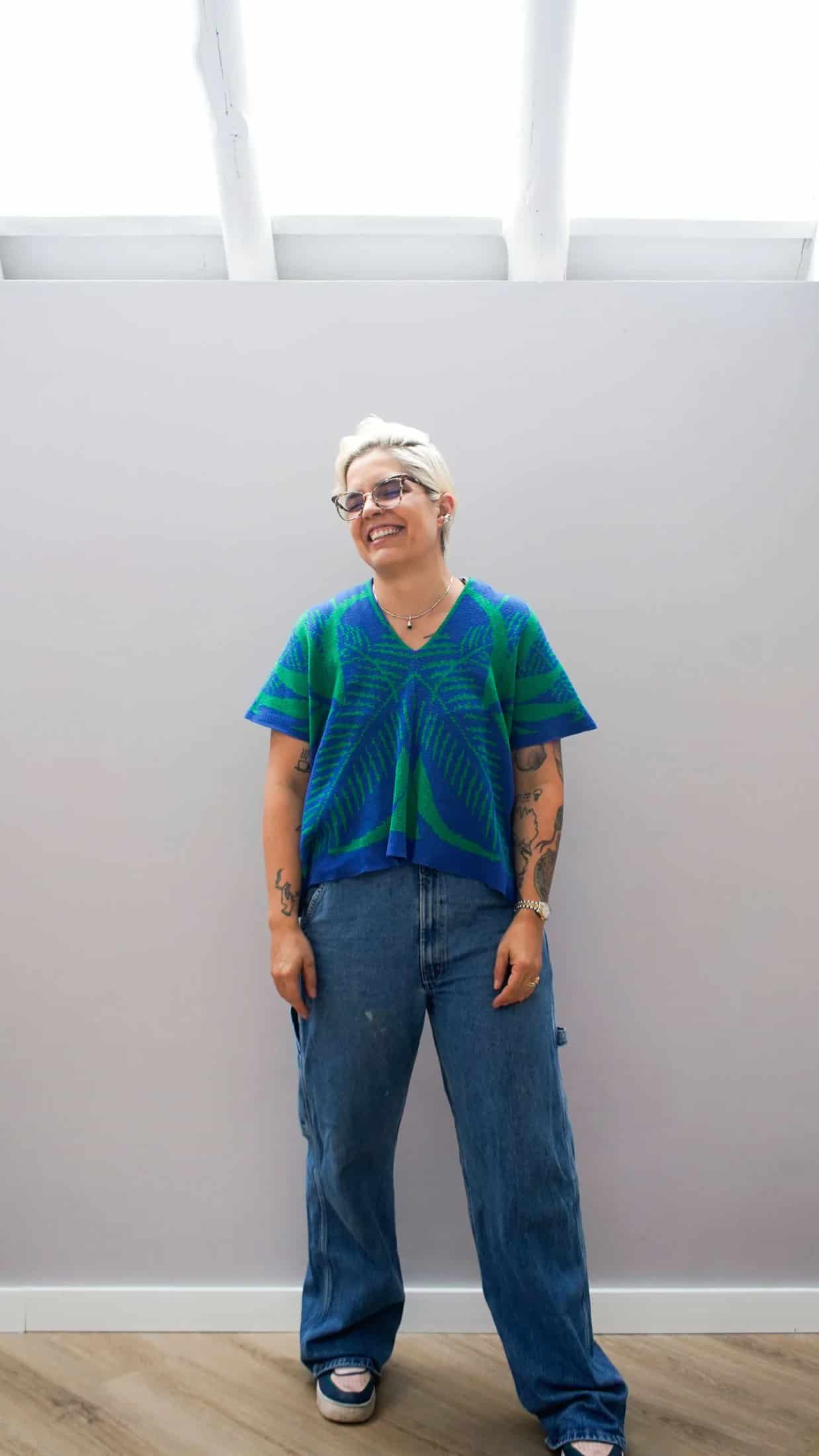 Blusa Palmas - azul rey y rosado - miniatura 6