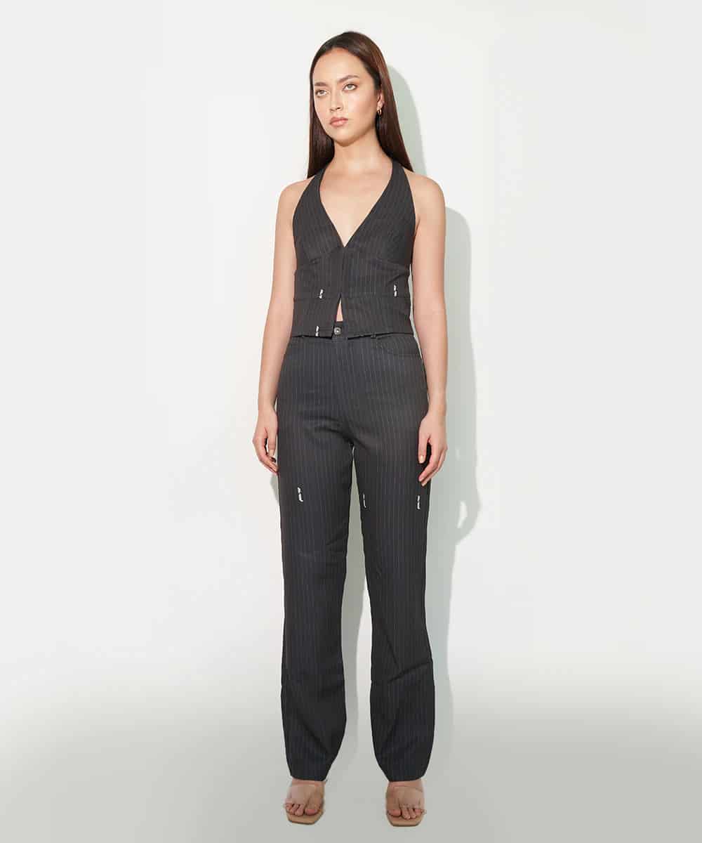 Halter Vest In Black Pinstripe - miniatura 3